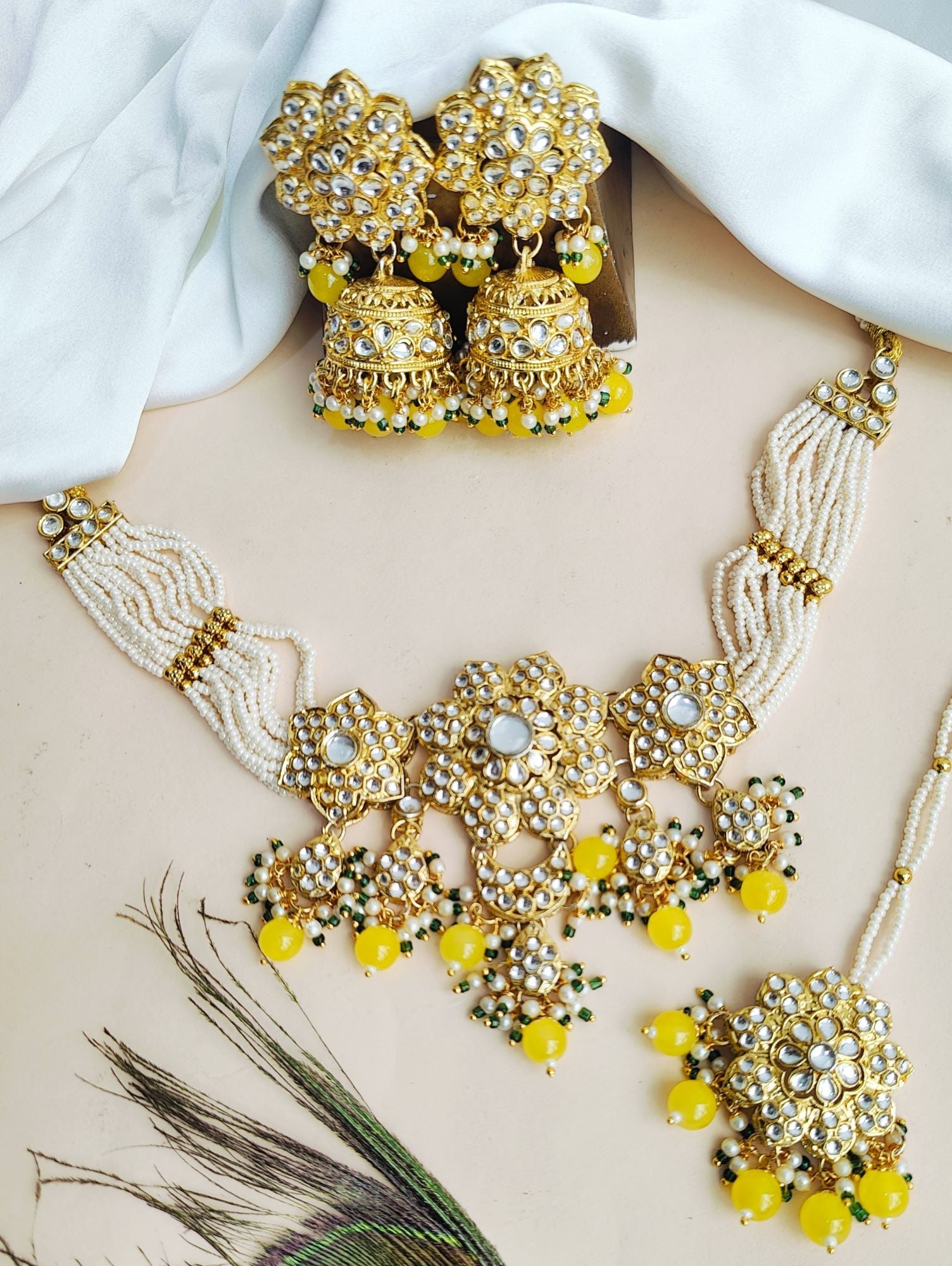 Stunning Kundan Jewellery Set in Yellow for Women Girls