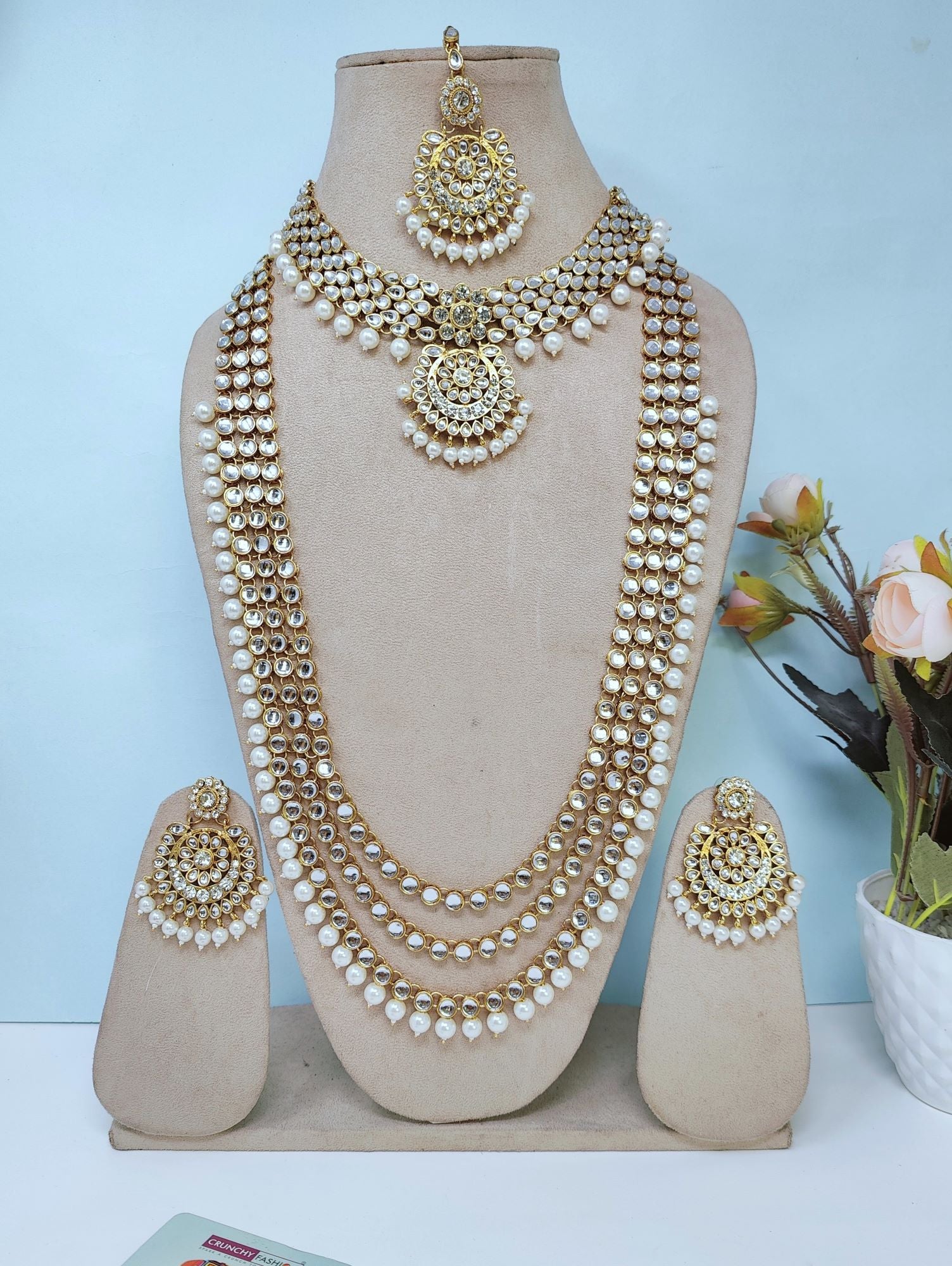 Exquisite White Pearl Gold-plated Kundan Jewellery Set for lehenga