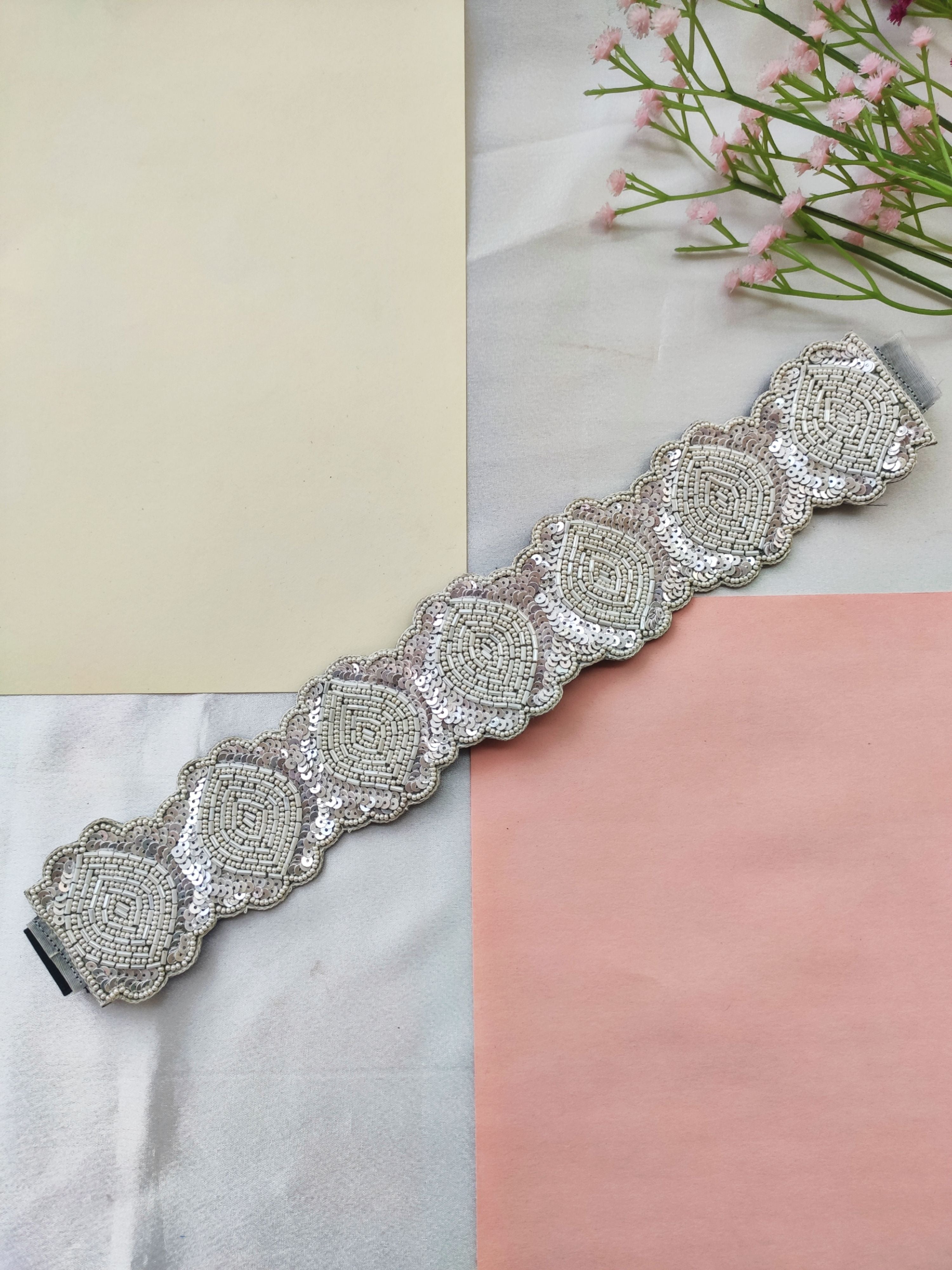 White Traditional Waist Belt For Saree: Ethnic Fashion Accessory