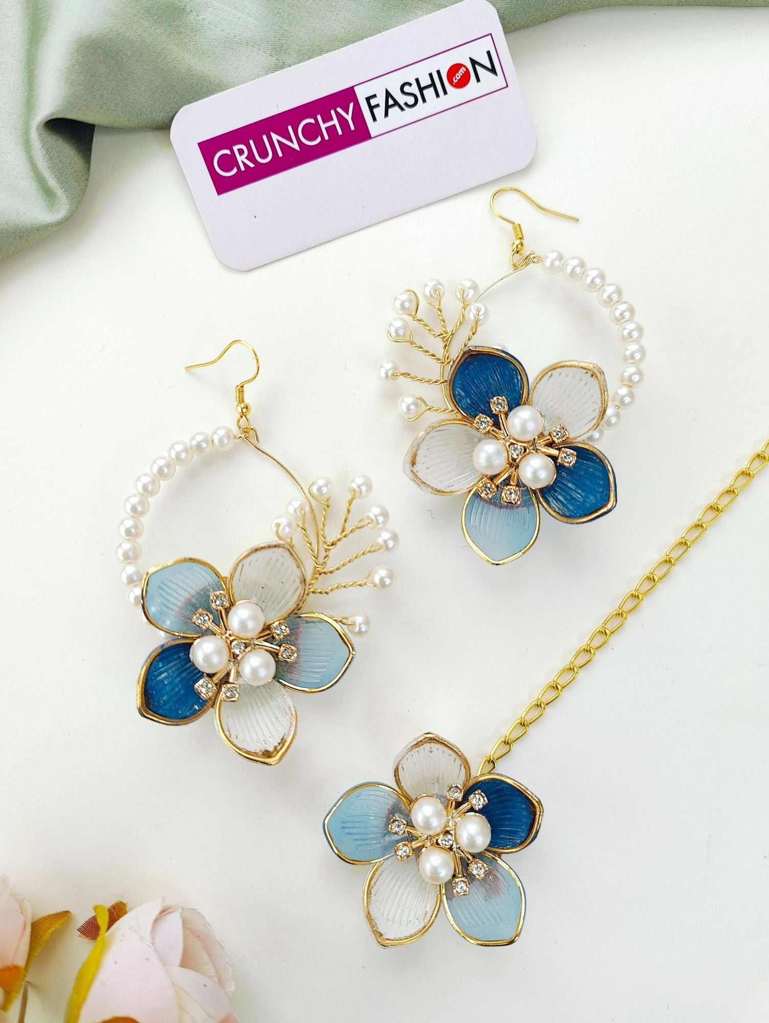 Blue Floral Acrylic Carnival Jewelry Set for Brides