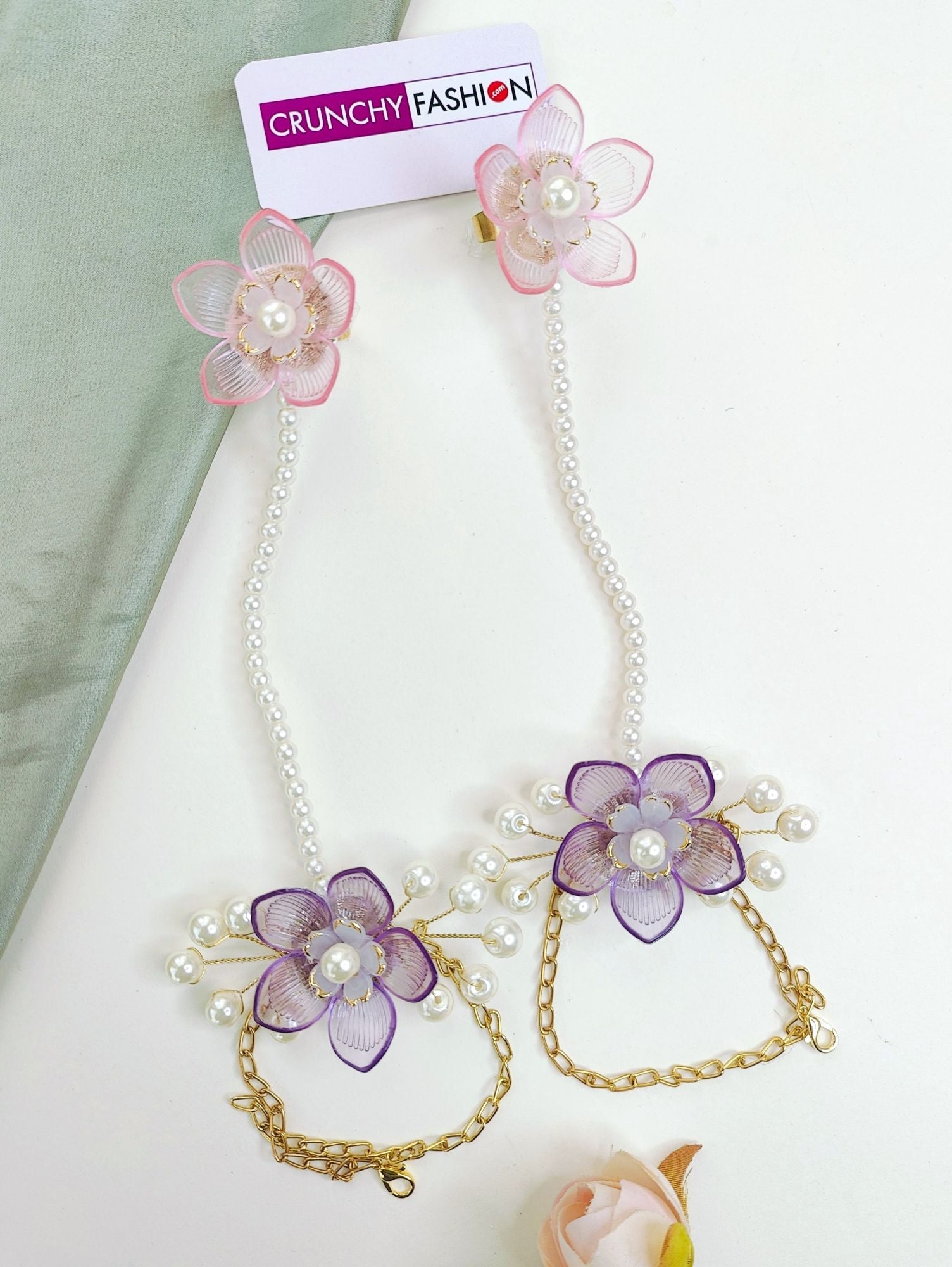 Lavender-Pink acrylic floral jewellery set with gold plating, ideal for haldi and mehndi occasions for women, 2025 collection