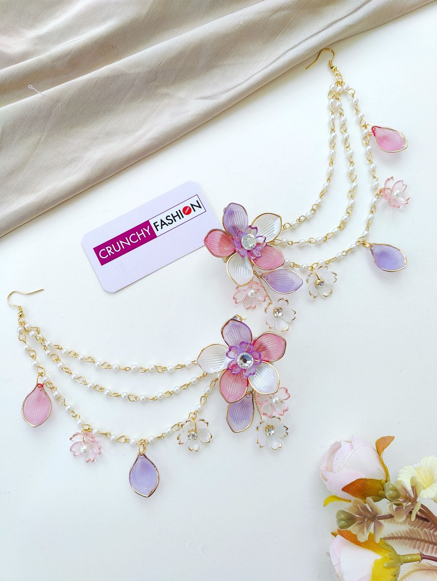 Handmade Lavender-Pink floral acrylic jewellery set with gold plating, ideal for haldi and mehndi ceremonies at weddings