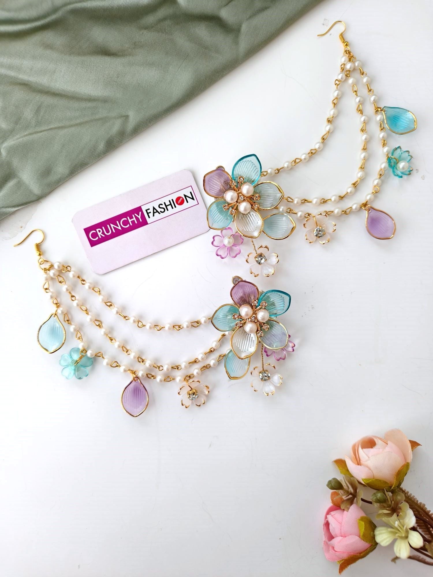 powder blue jewellery set with pink flower design for wedding