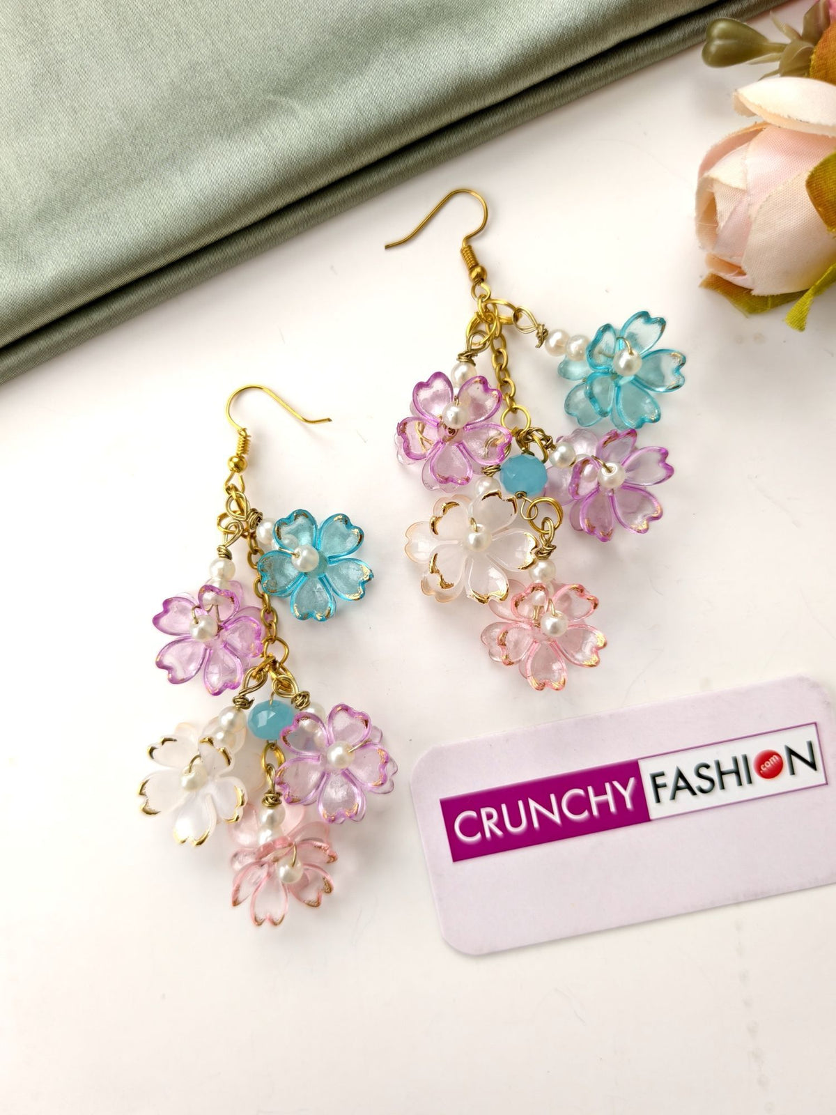Pastel pink acrylic flower jewellery set with elegant pearl necklace