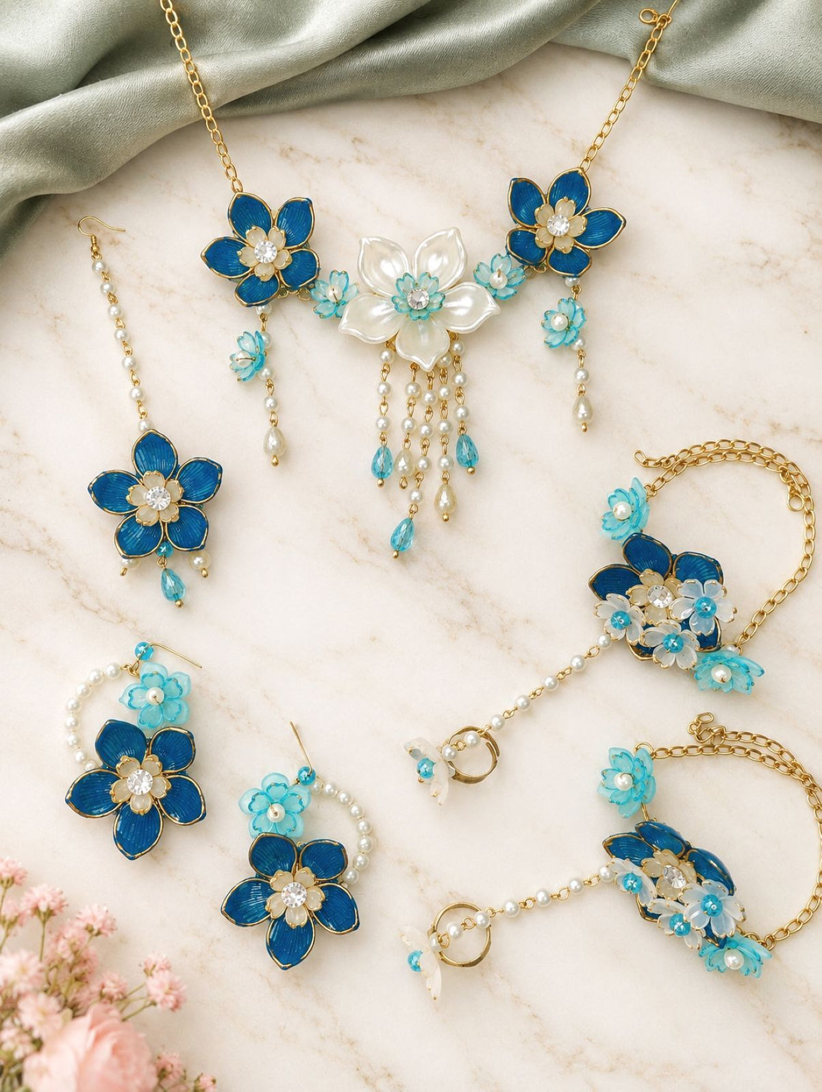 Blue-white acrylic flower jewellery set for Haldi Mehndi bridal