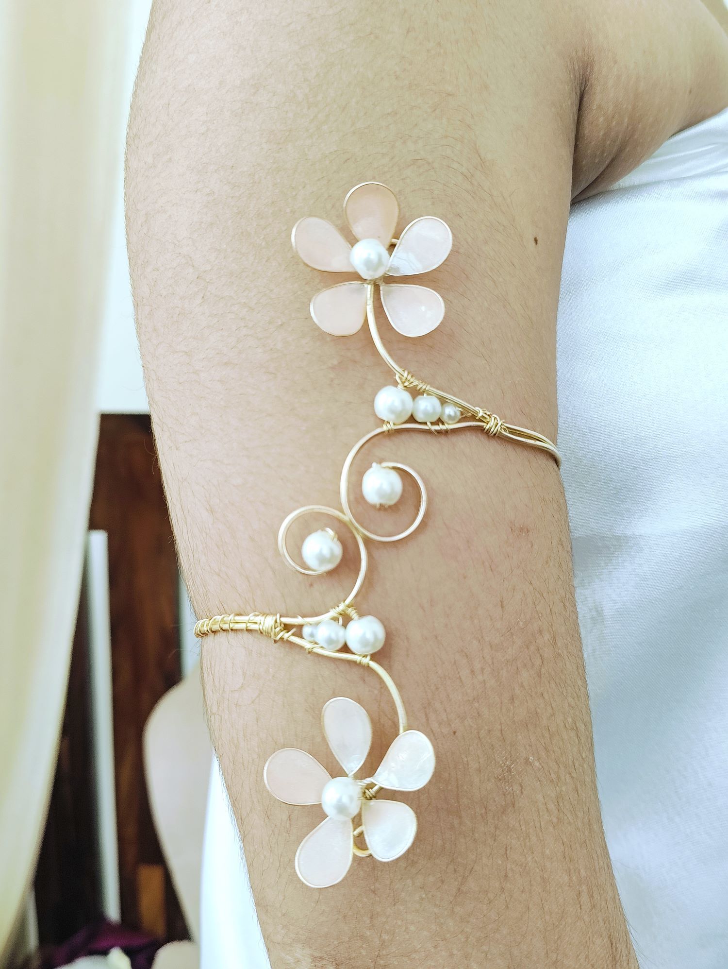 Light Pink Resin Floral Armlet – Handmade Ethnic Cuff