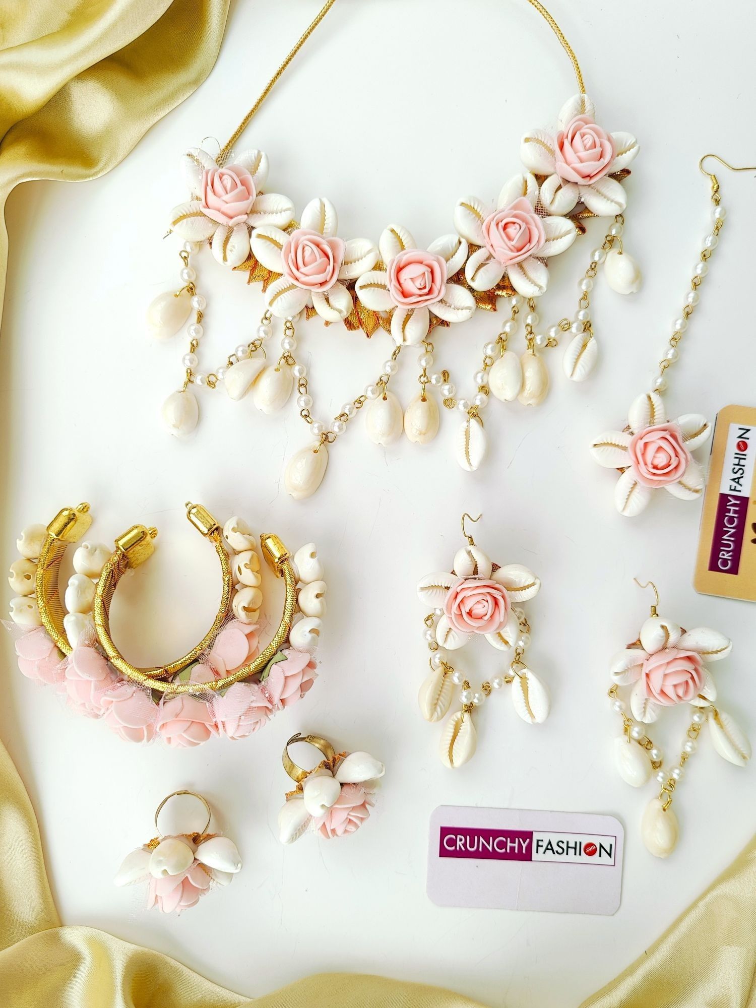 White ethnic flower design baby shower jewellery set with necklace, earrings, and maang tikka, ideal for women