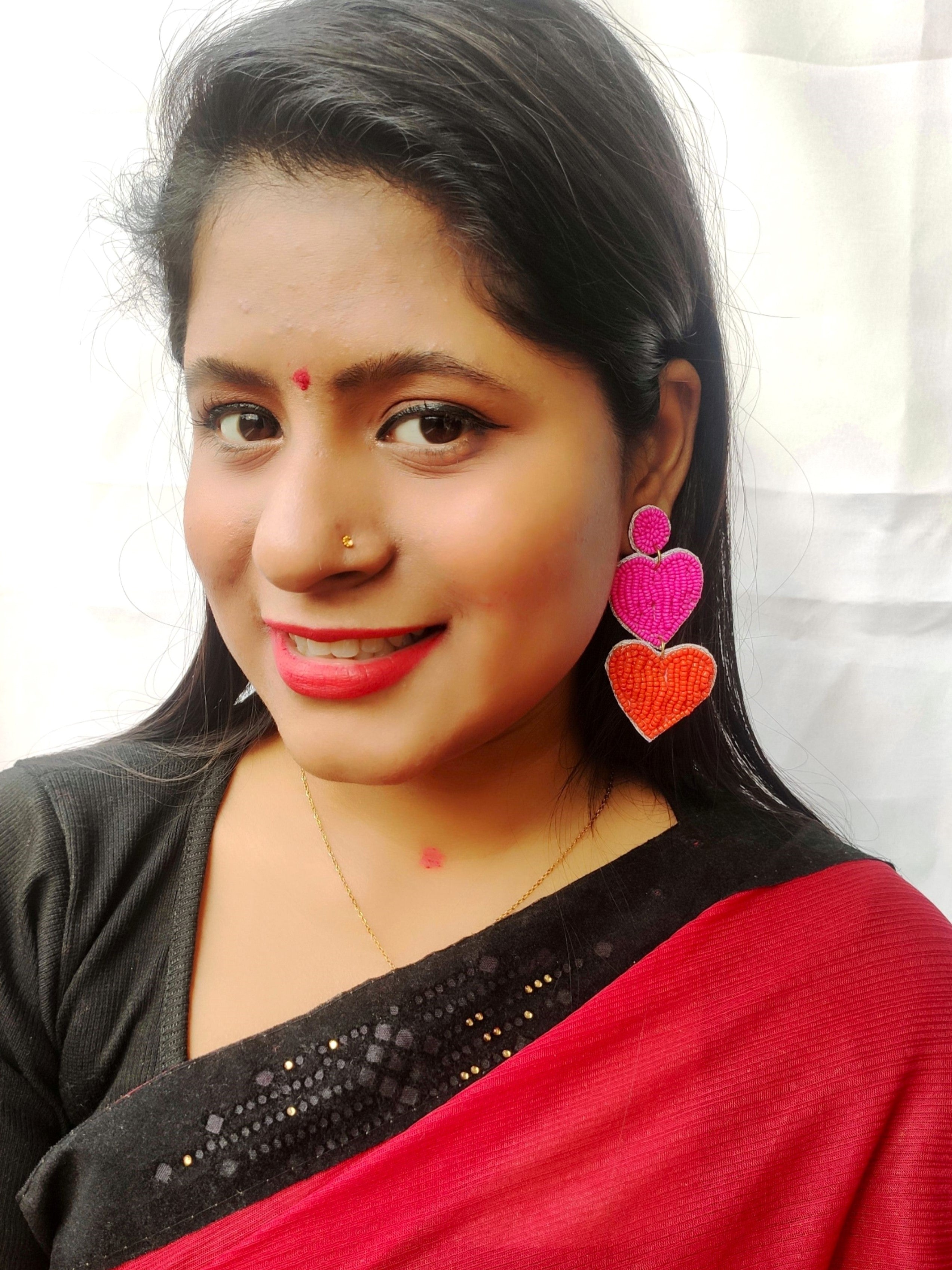 Lovely Red-Pink Beaded Double-Heart Earrings for Women - Perfect for Valentine's Day & Special Occasions