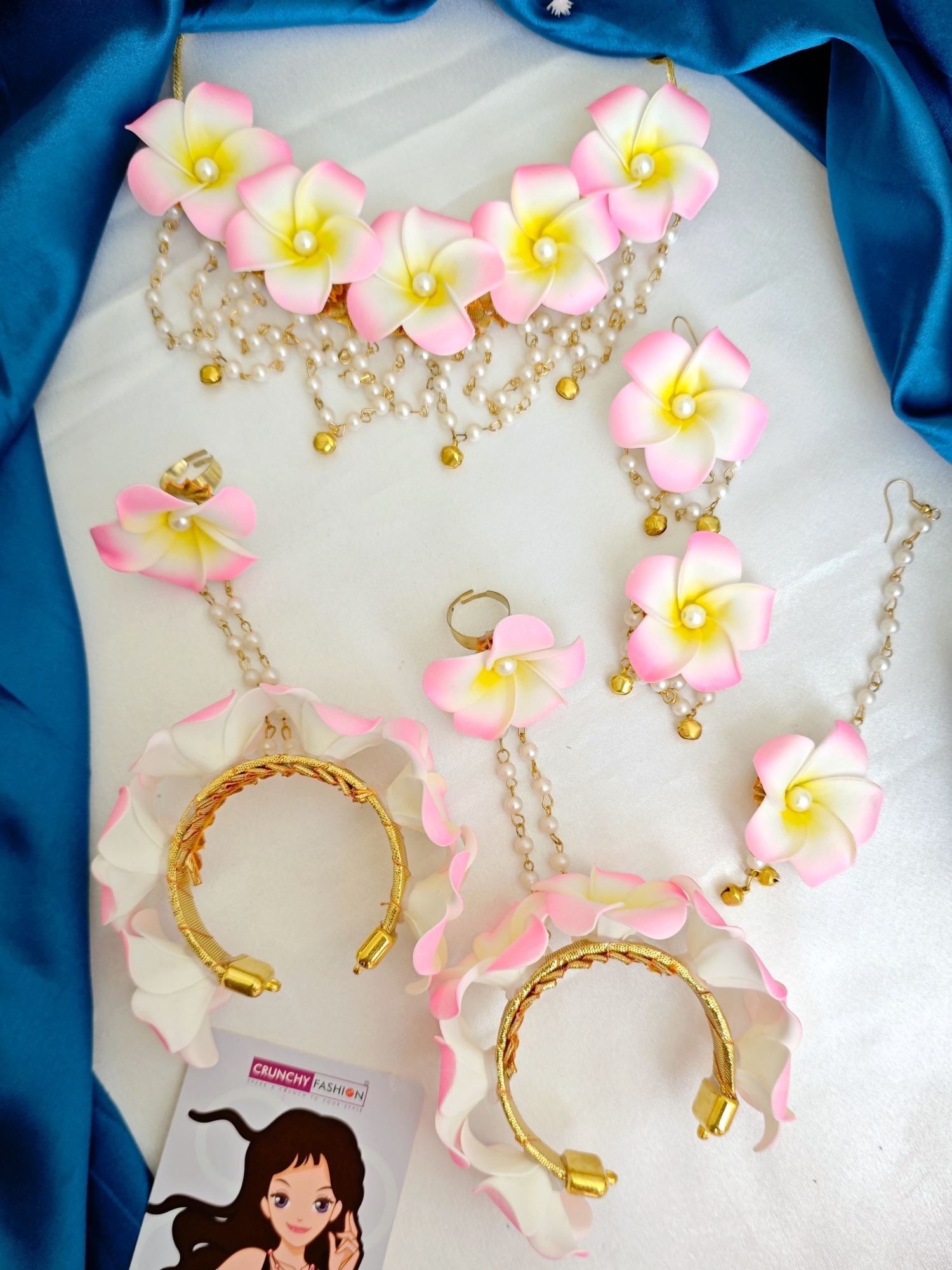 white floral jewellery set for women , ideal for Haldi