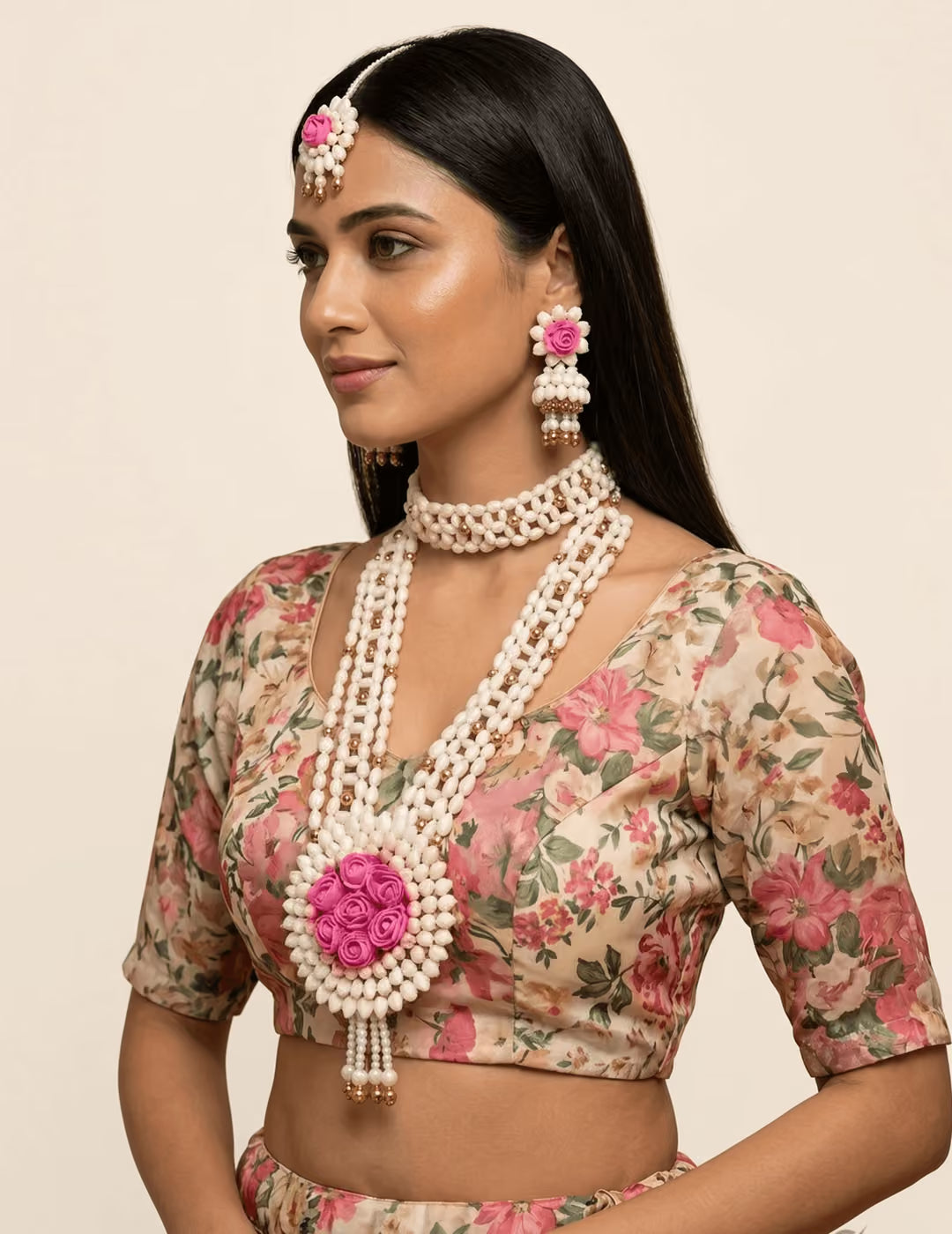 Blooming White Mogra Haldi-Mehndi Floral Jewelry Set for Weddings