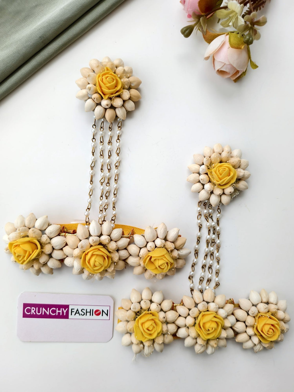 yellow mogra jewellery set for haldi-mehndi, white flower design