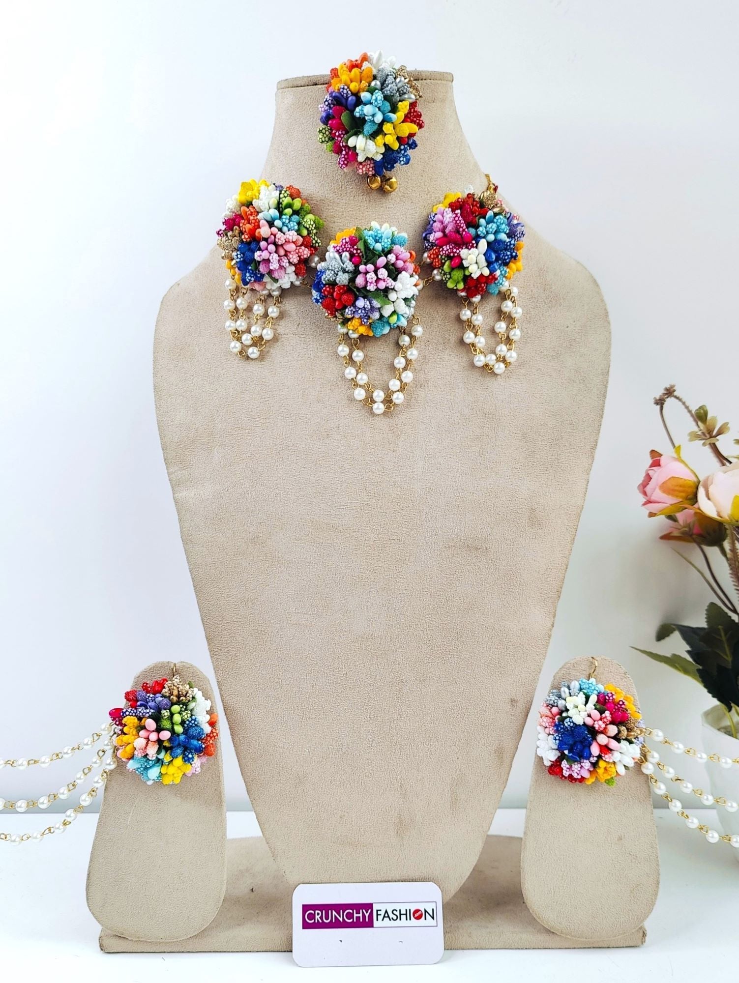 Multicolored floral jewellery set for women, ideal for Mehandi events, from the HANDICRAFT collection