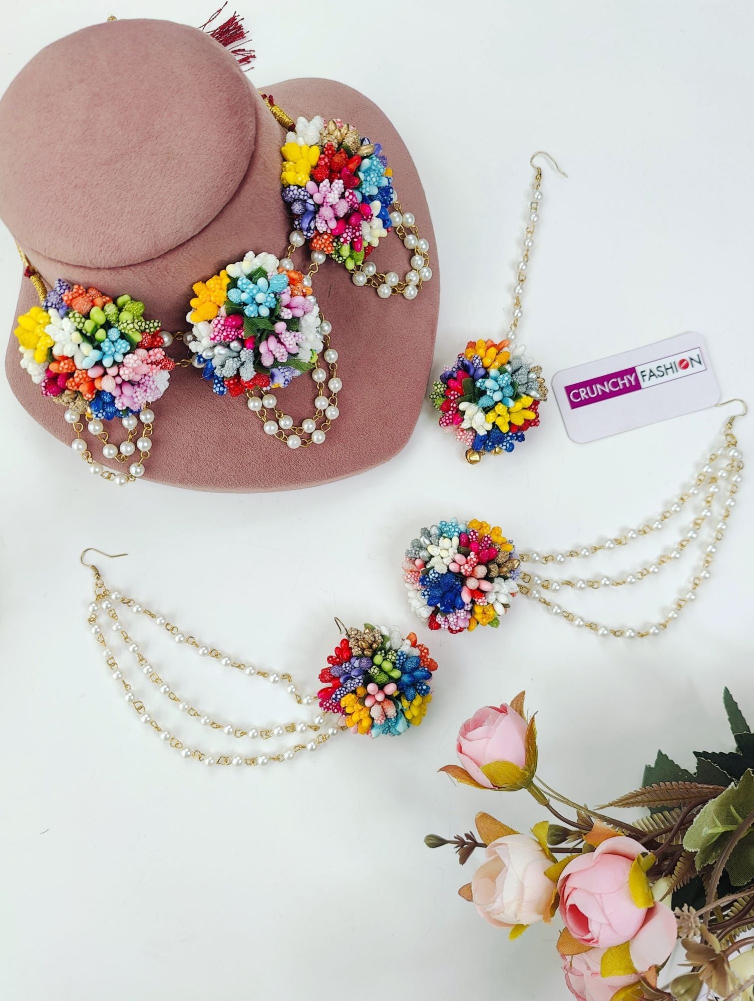 Multicolored floral jewellery set for women, ideal for Mehandi events, from the HANDICRAFT collection