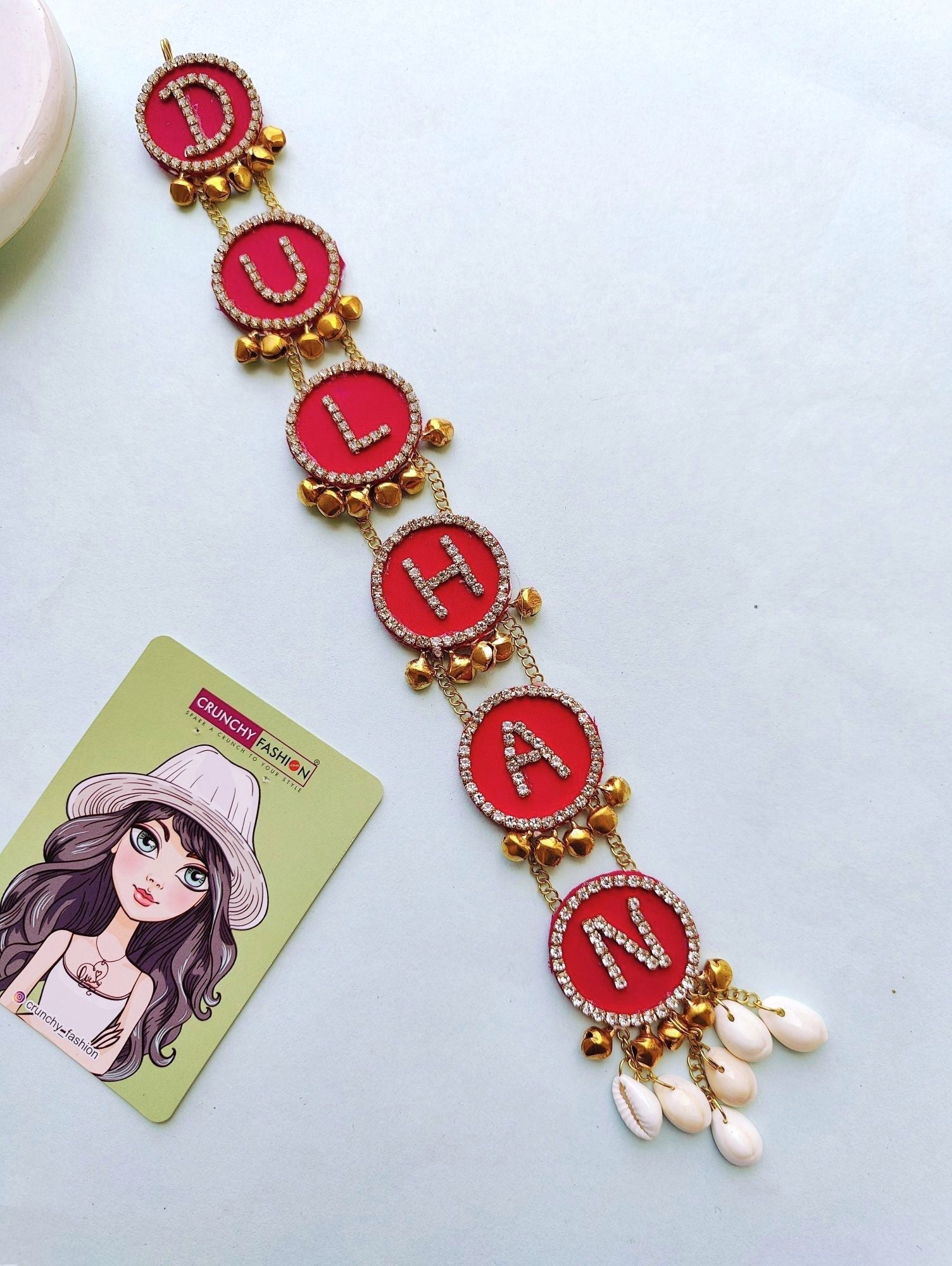 Discover our Kundan Studded Bride Hair Accessory, perfect for Haldi, Mehndi. This pink fabric hair clip