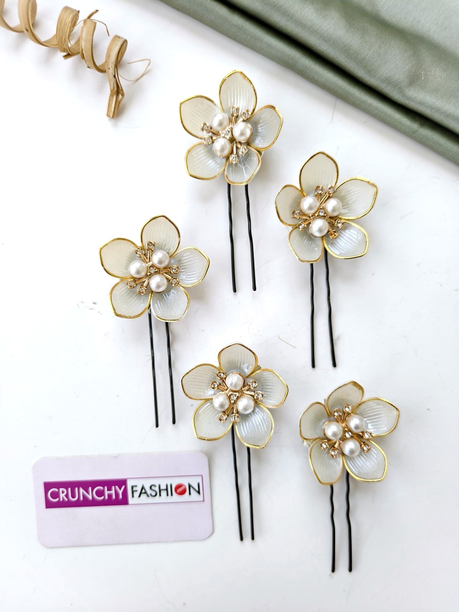 White Floral Acrylic Wedding Hair Pins