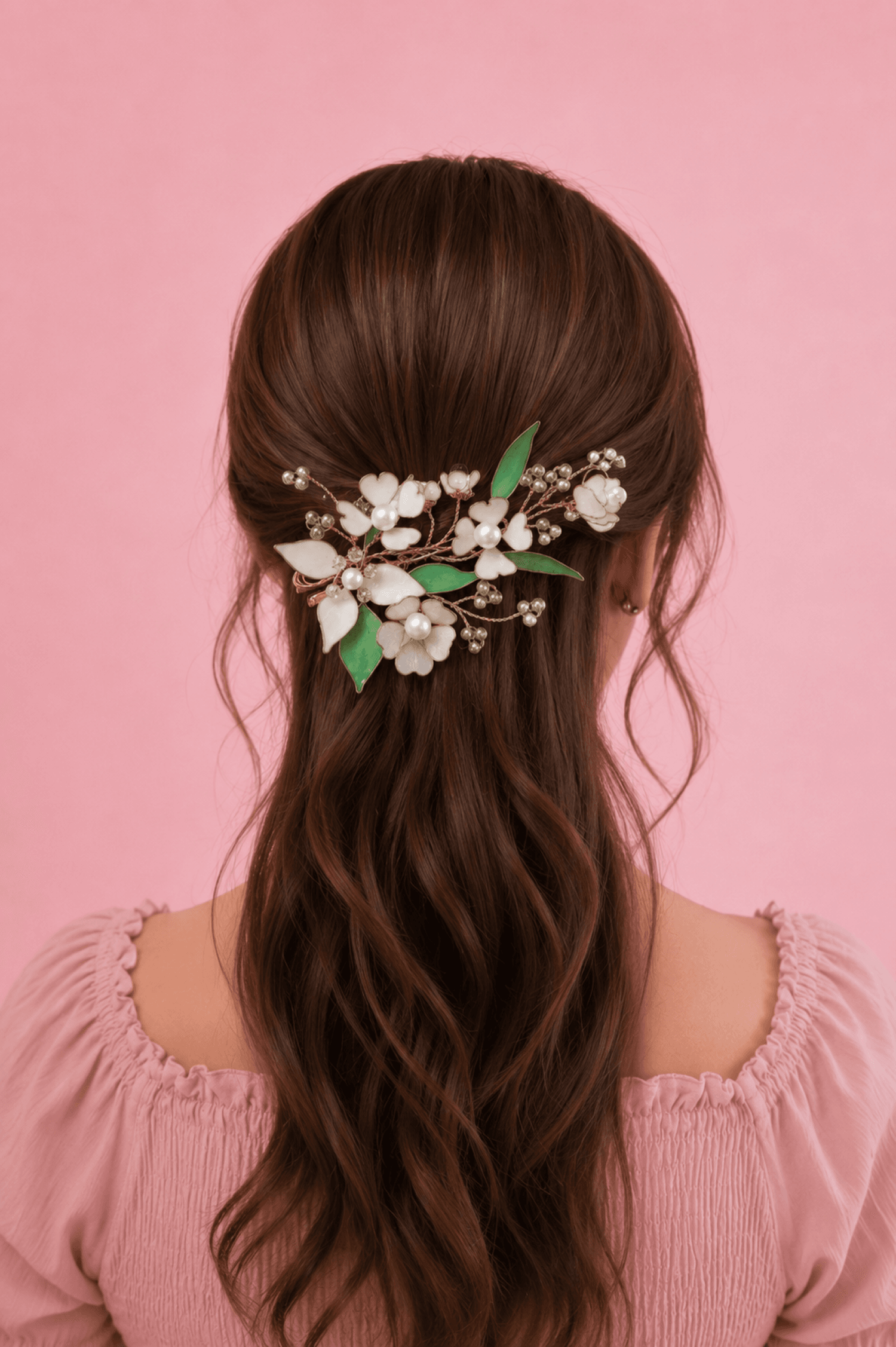 Handmade white resin jewellery hair pin, floral hair accessory for open hair, trending wedding and Haldi Mehandi look 2026