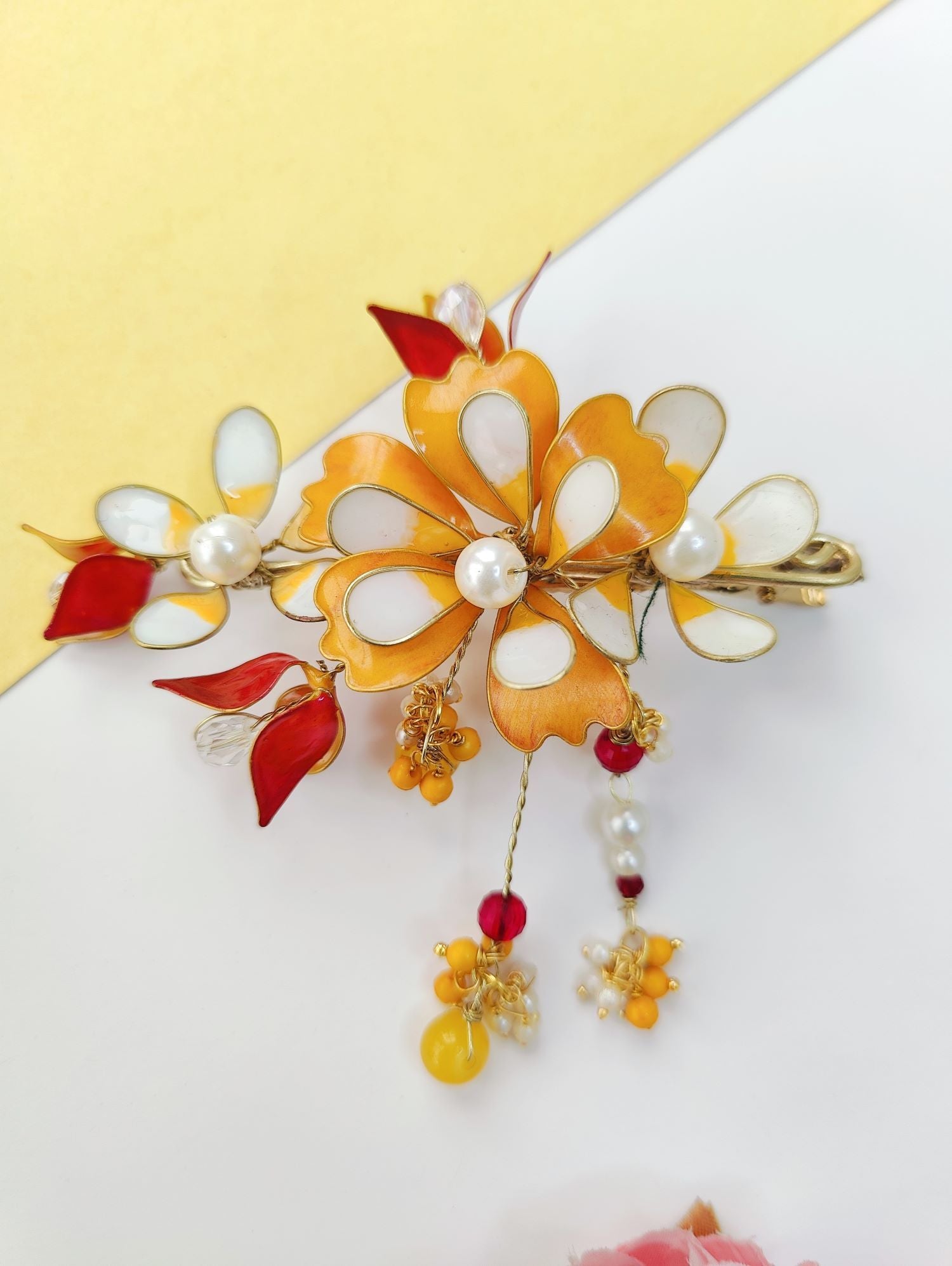Yellow white resin floral hair clip, handmade lightweight jewellery