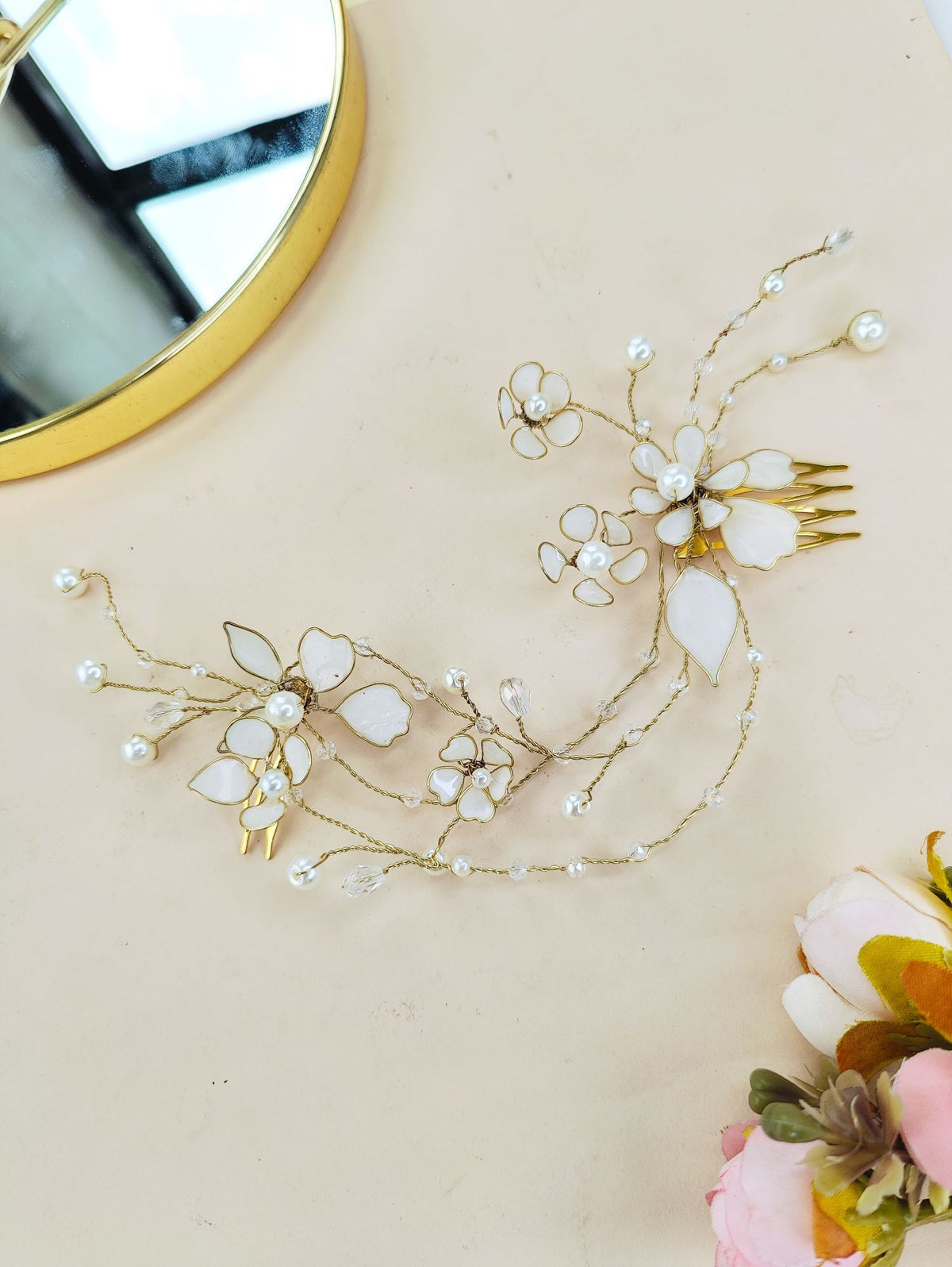 white resin floral hair vein jewellery for haldi mehndi looks