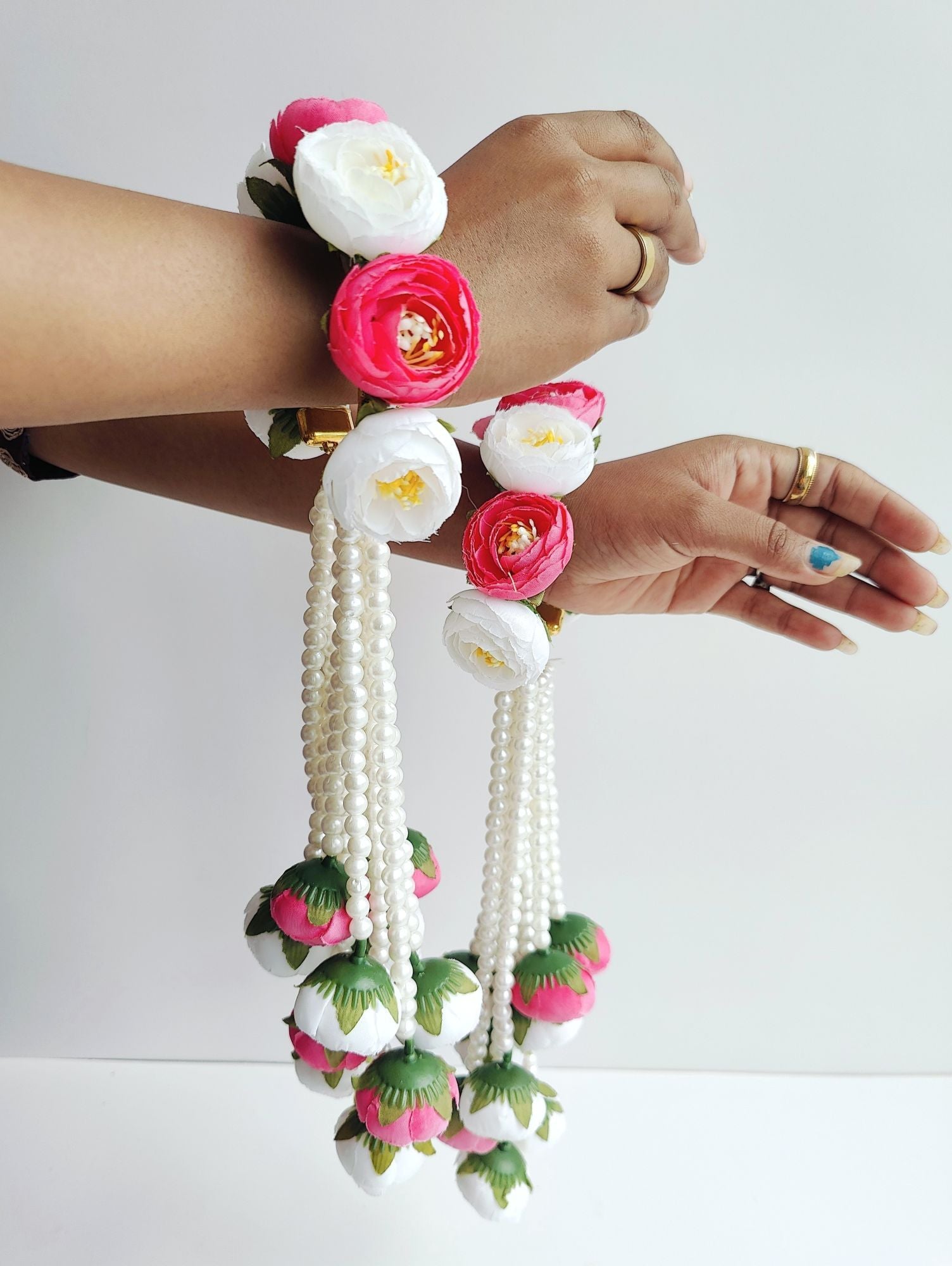 Pink floral beaded Bridal Kalire jewellery set, ideal for haldi occasion in summer and spring