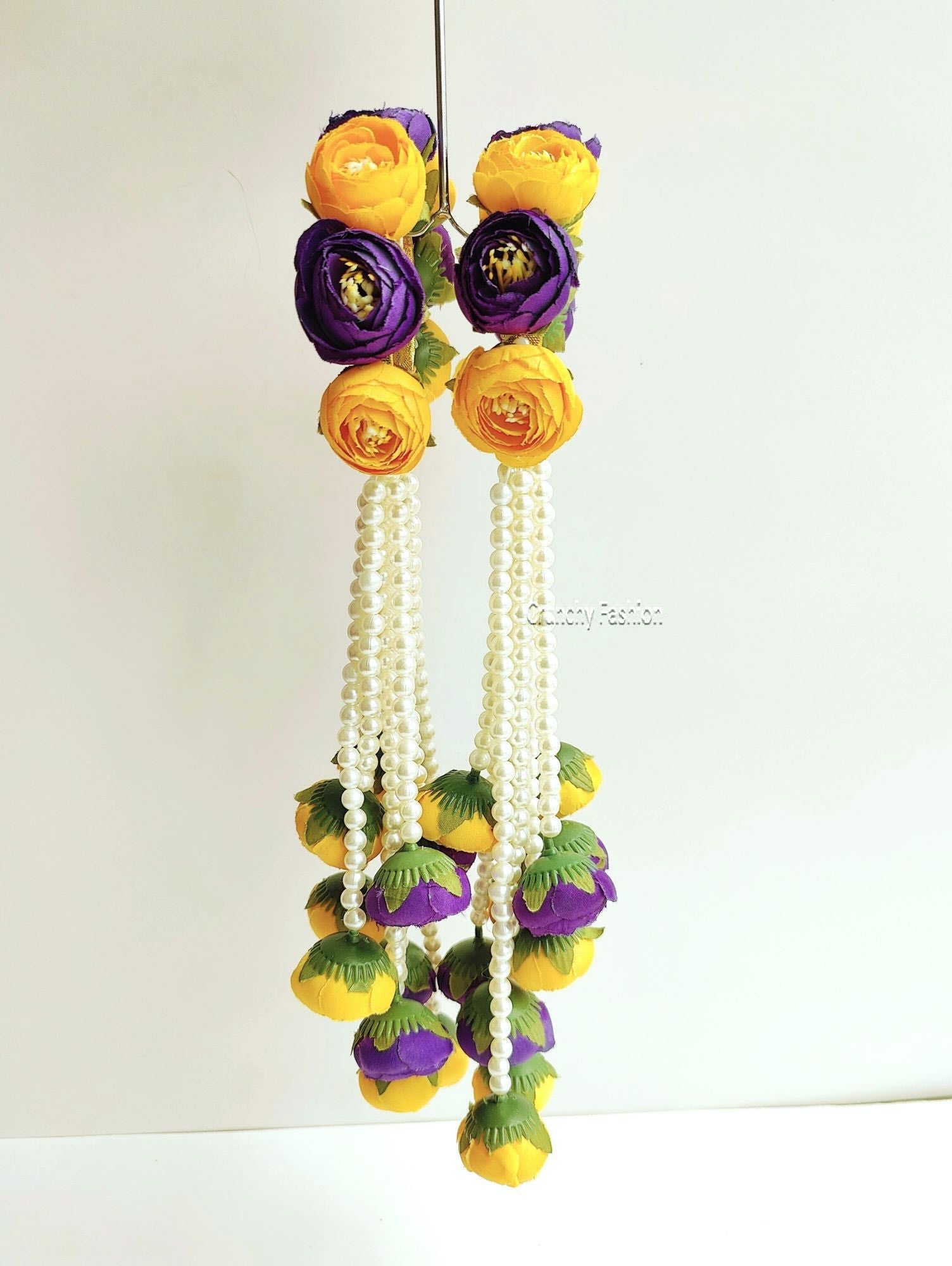 Designer Yellow-Purple Bridal Kalire with Artificial Flowers & Pearls, ideal for Weddings, Haldi, Mehandi, Baby Showers