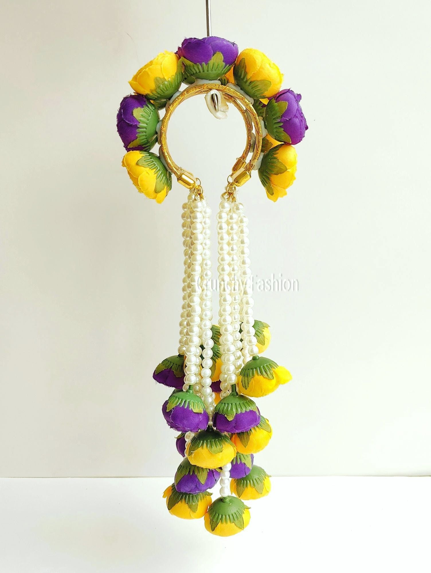 Designer Yellow-Purple Bridal Kalire with Artificial Flowers & Pearls, ideal for Weddings, Haldi, Mehandi, Baby Showers