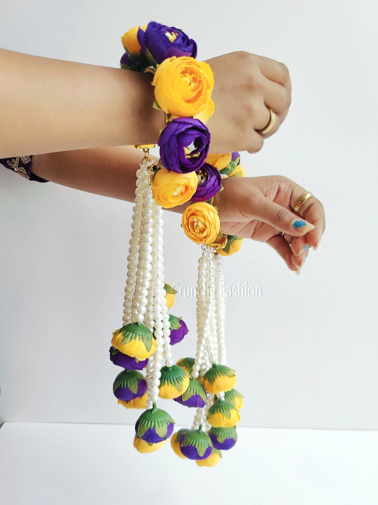 Designer Yellow-Purple Bridal Kalire with Artificial Flowers & Pearls, ideal for Weddings, Haldi, Mehandi, Baby Showers