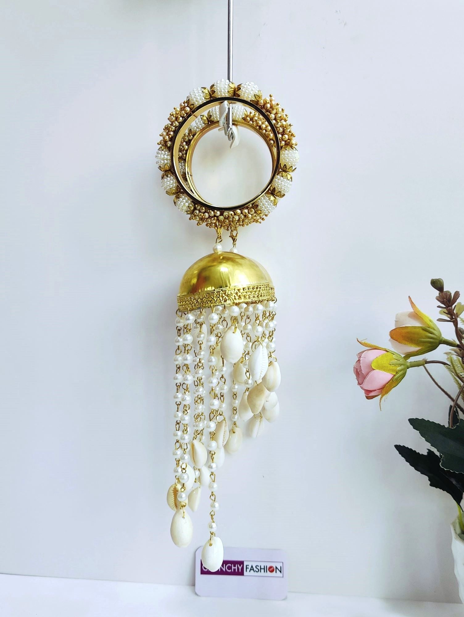 White and gold bridal Kaleere with pearl and shell design, handmade floral Kalire for haldi, mehandi, and wedding occasions