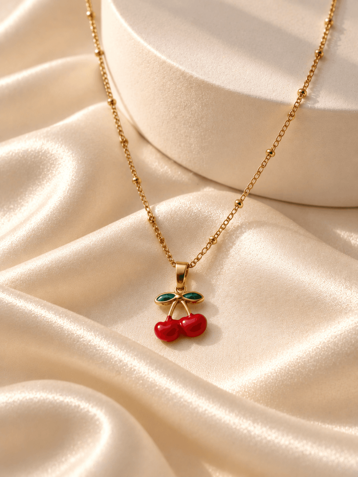 Gold plated red heart crystal pendant necklace for women