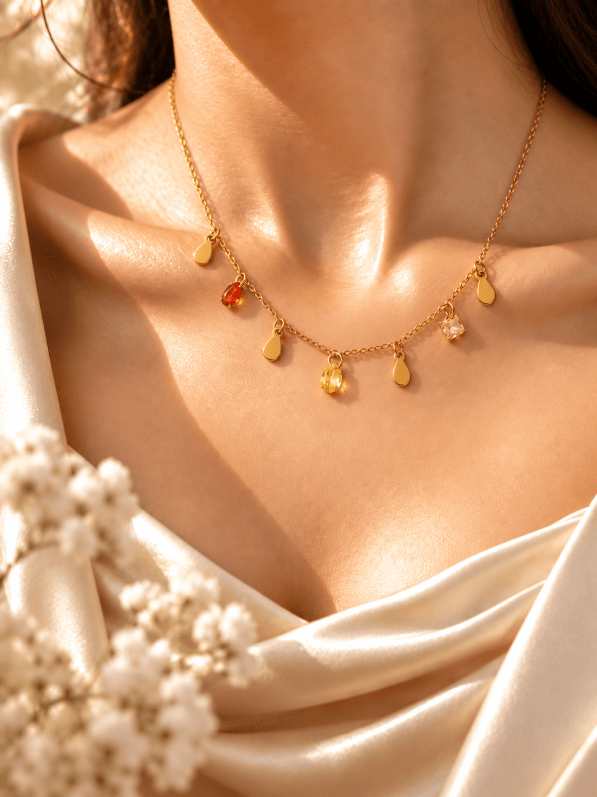 Designer gold-plated crystal girl pendant necklace for women, multicolor, anti-tarnish cable chain, party wear