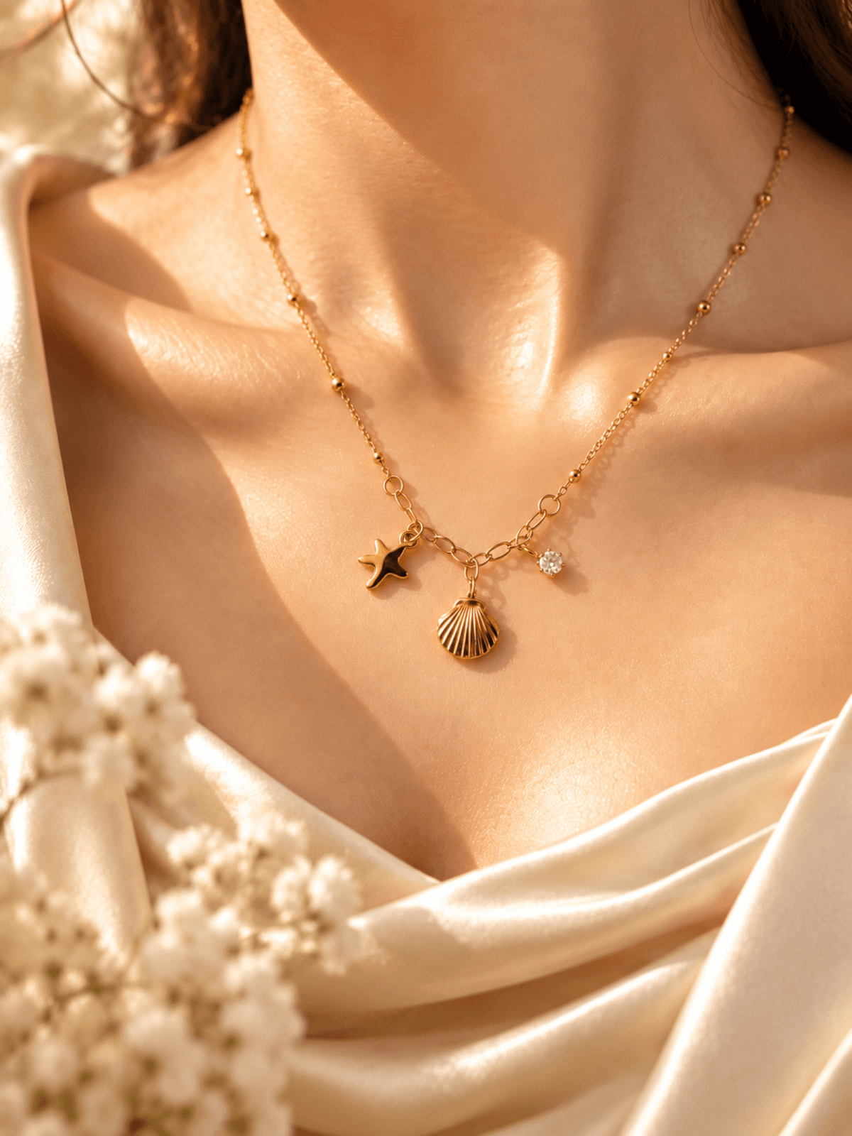 Gold heart crystal pendant necklace for women, designer cable chain