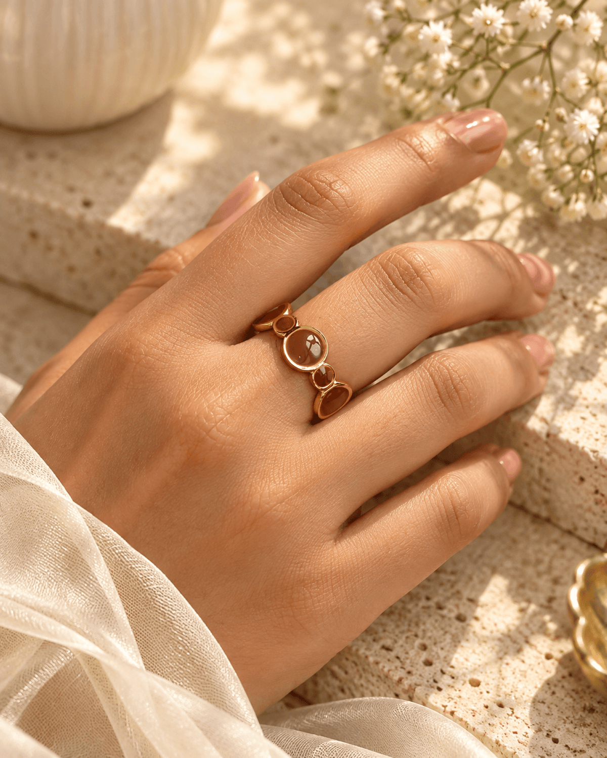 Adjustable anti tarnish gold ring with brown enamel oval motif