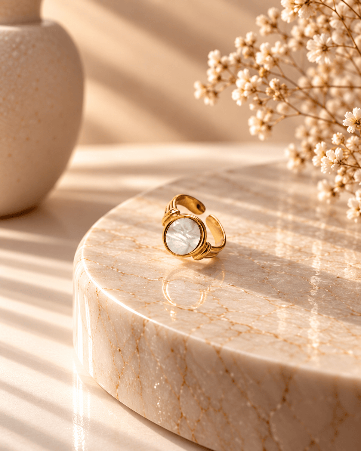 White stone gold anti tarnish ring for women, adjustable and minimal