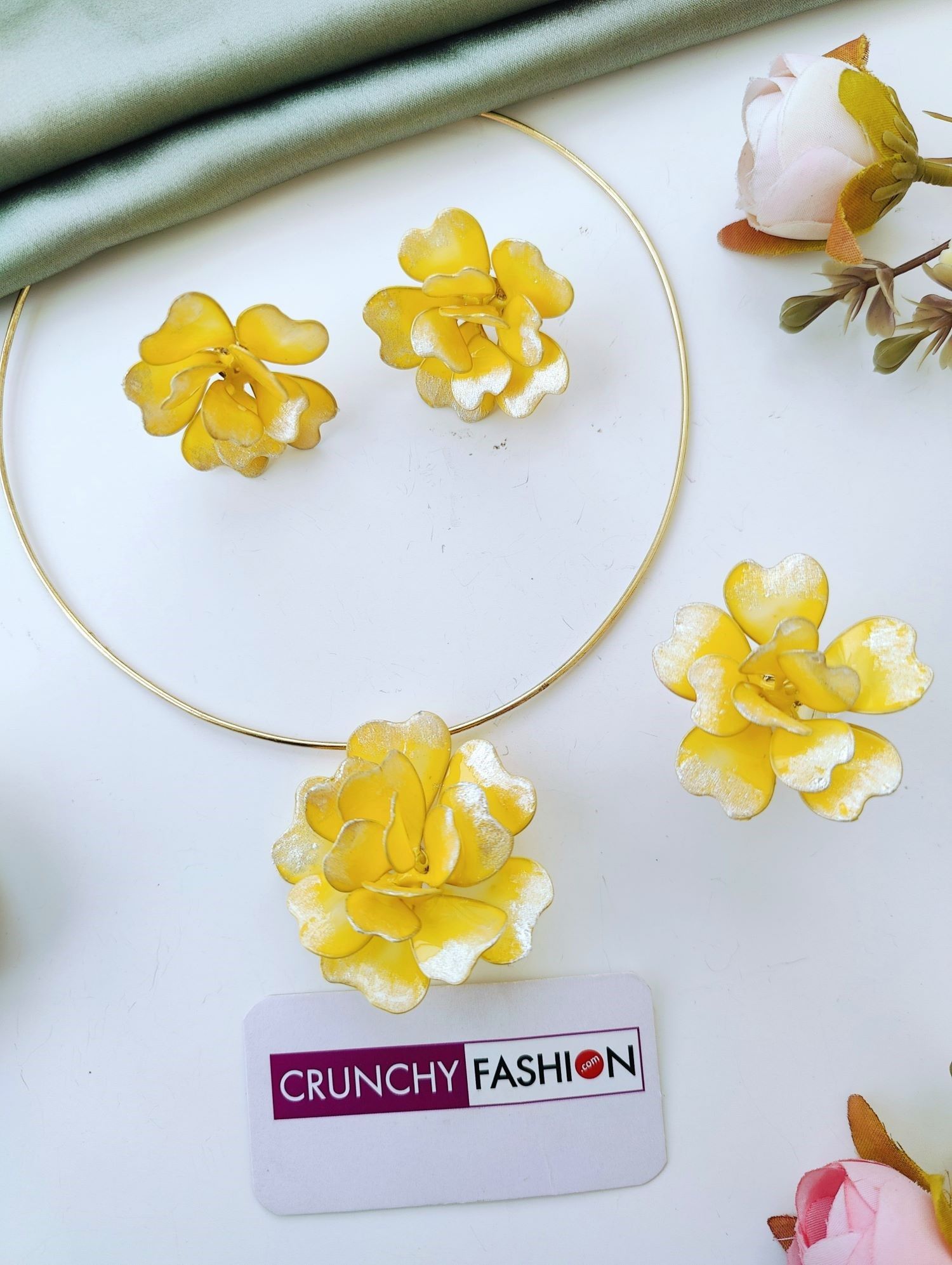 yellow resin necklace set, handmade floral jewellery for women