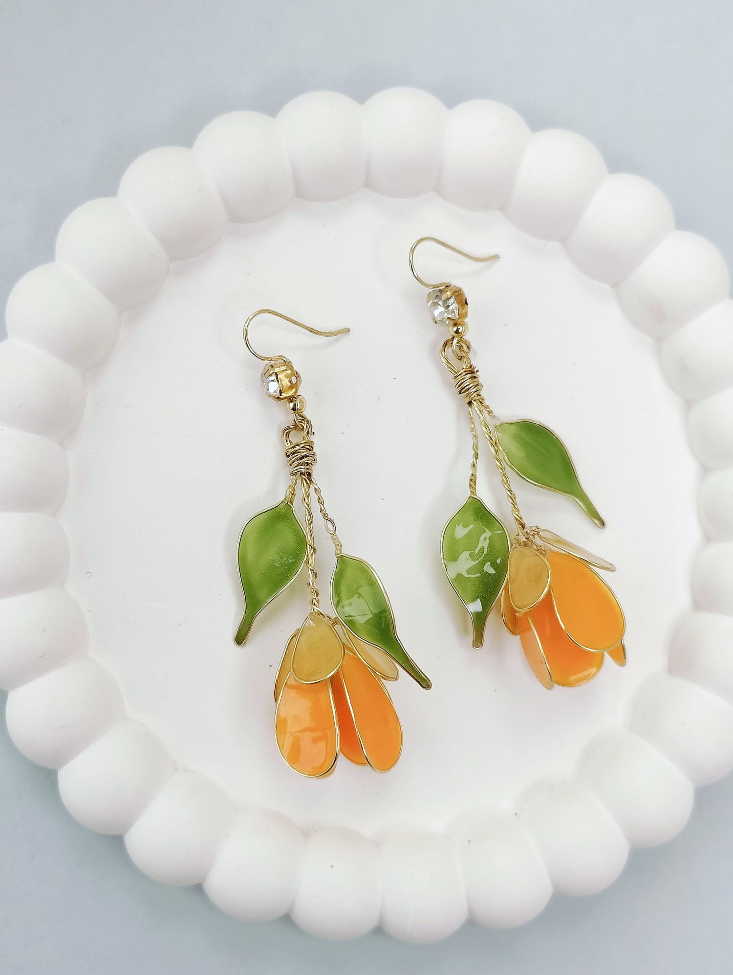Orange tulip resin necklace set, lightweight floral jewellery for women