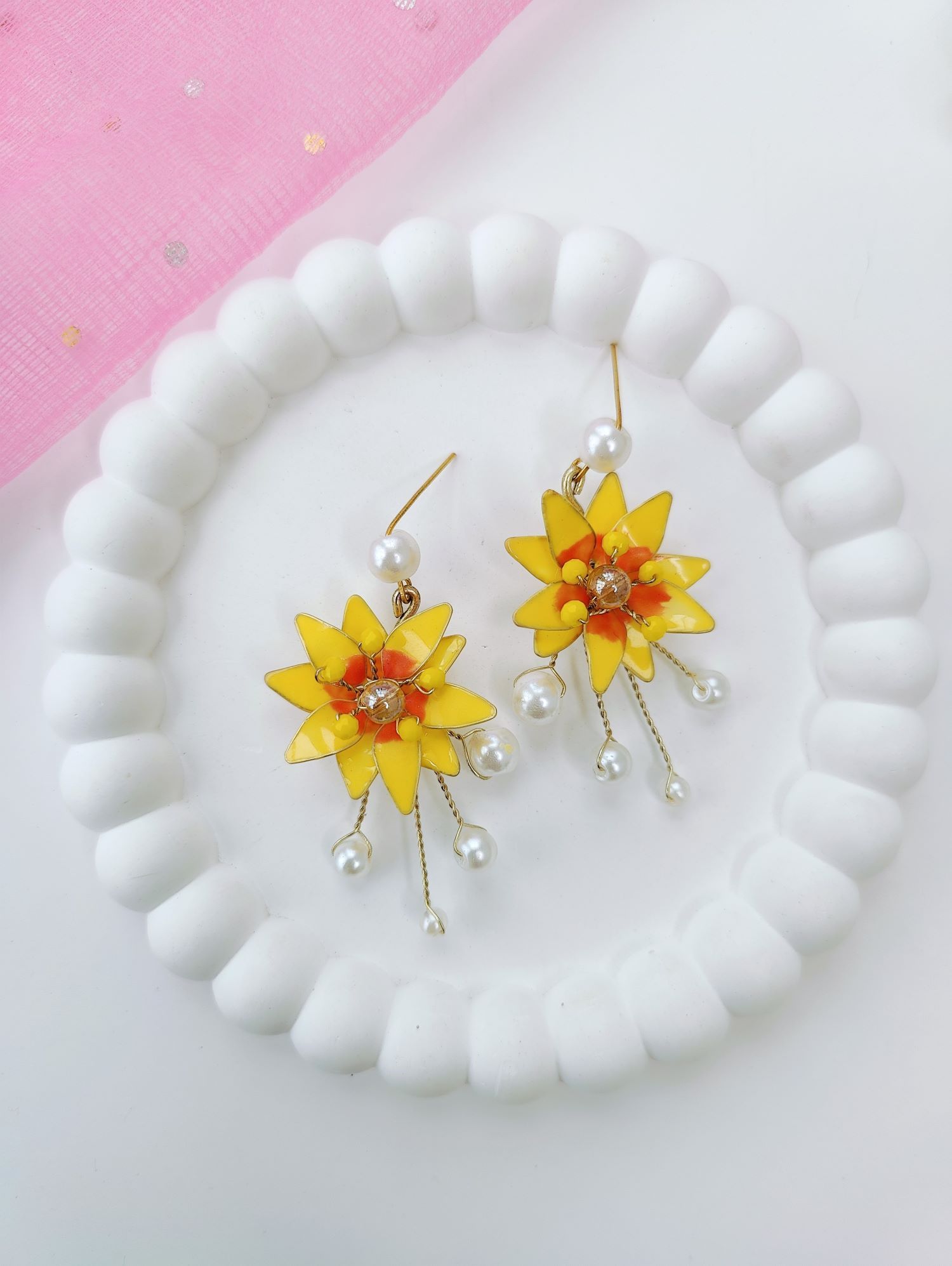 yellow resin necklace set, sunflower floral handmade jewellery