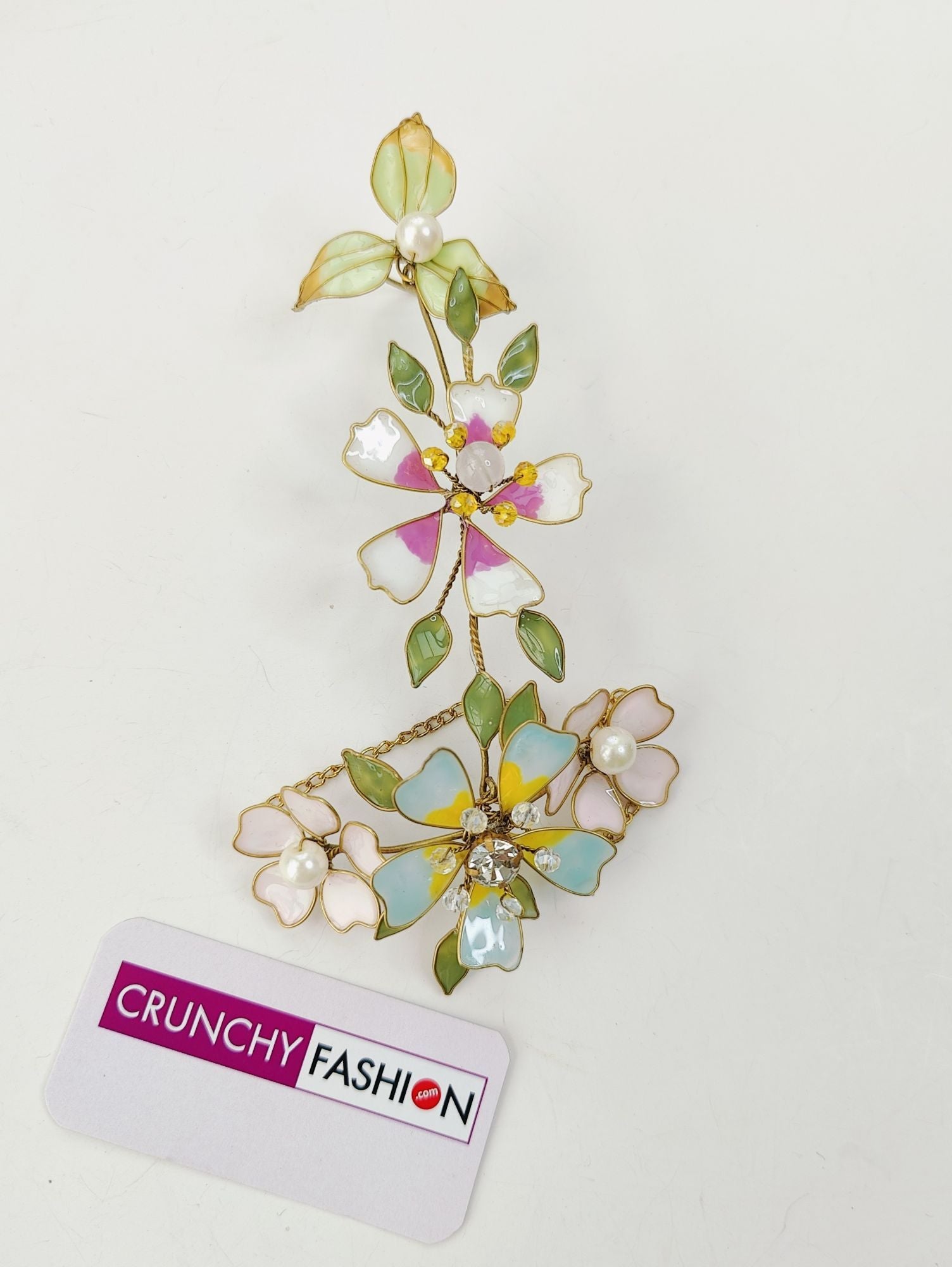 Multicolored floral resin jewellery set with gold plating for haldi and mehndi ceremonies, ideal for brides