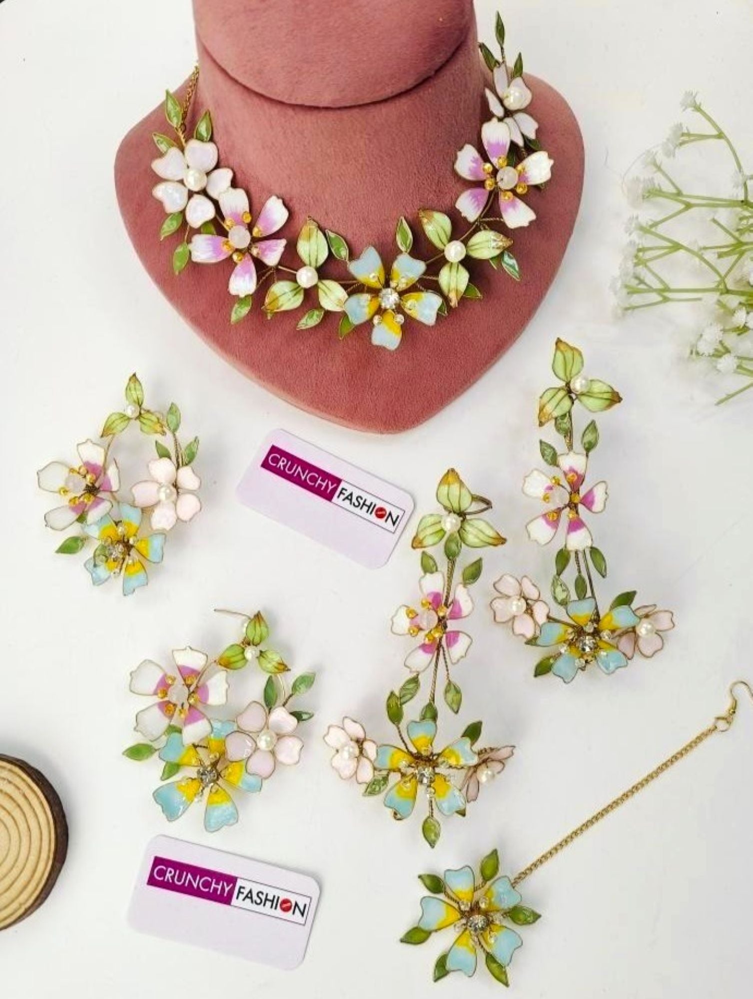 Multicolored floral resin jewellery set with gold plating for haldi and mehndi ceremonies, ideal for brides