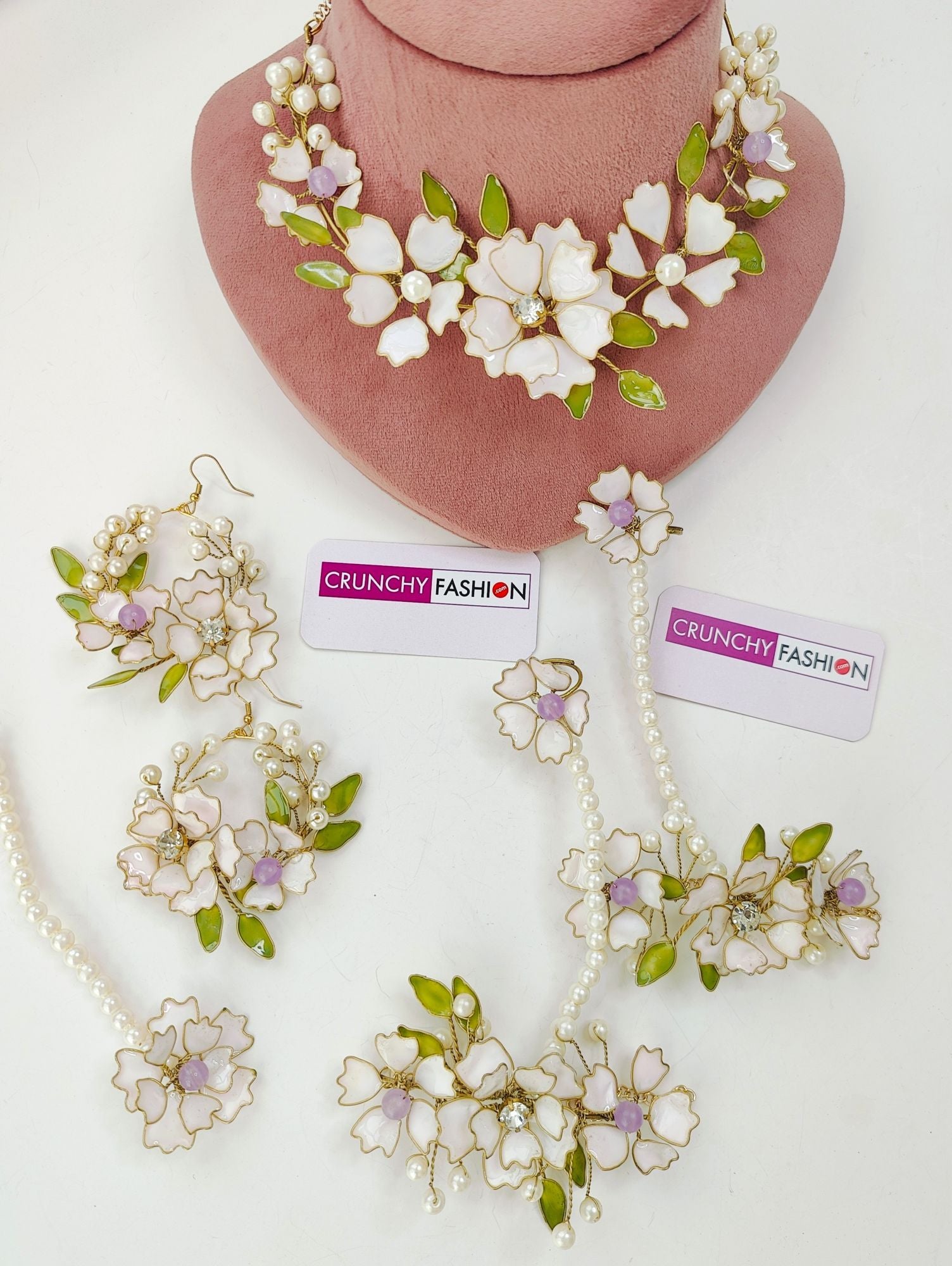 Handmade light pink, floral-themed bridal jewellery set, ideal for haldi and mehndi ceremonies