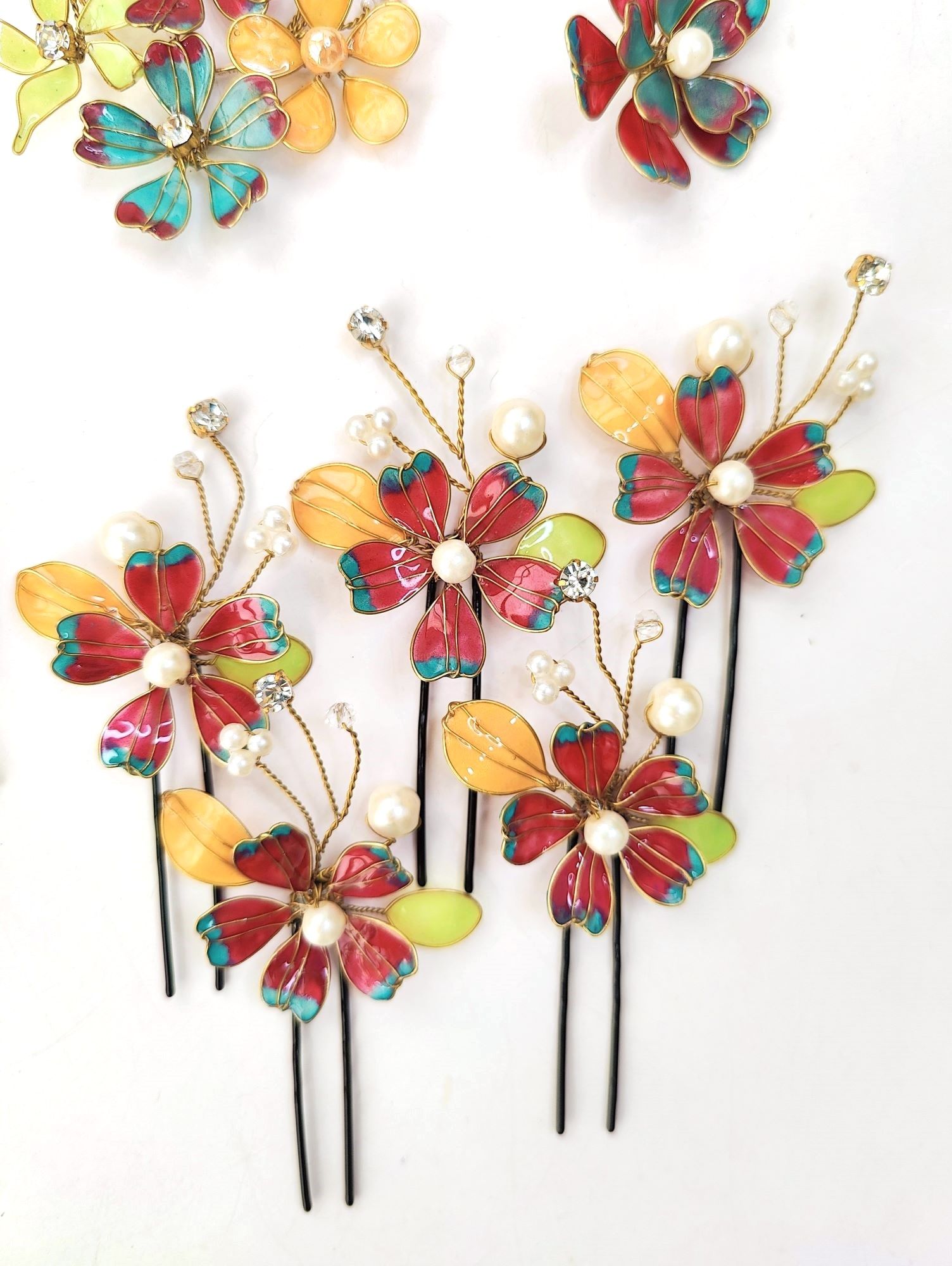 Handmade resin bridal jewellery set in yellow, green, pink with floral theme, ideal for haldi and mehndi occasions