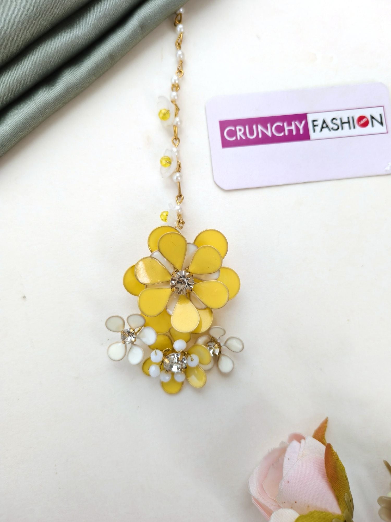 Zinnia Floral Jewellery Set with Ear Chains