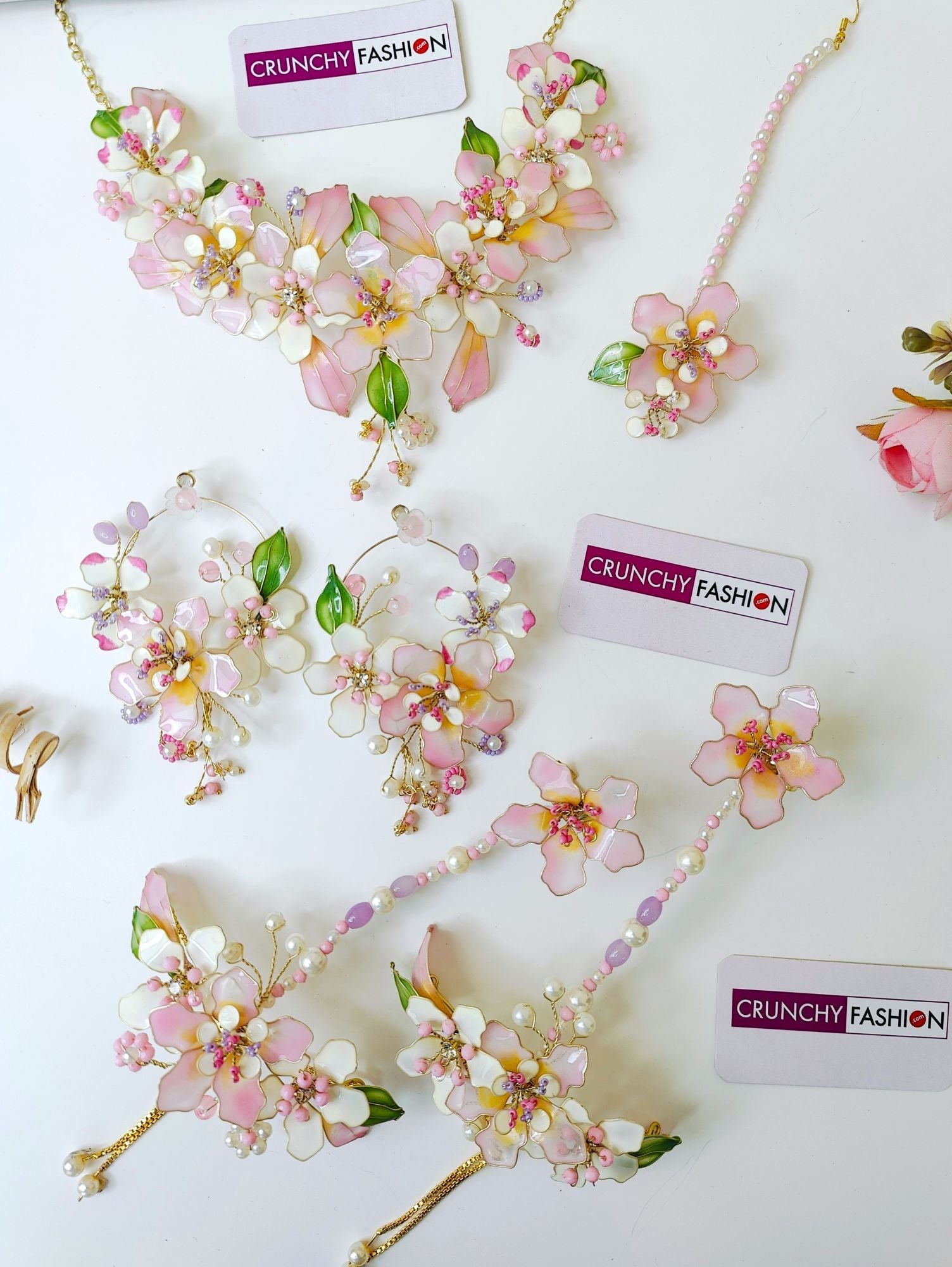 Pastel pink floral bridal jewellery set for haldi mehndi brides