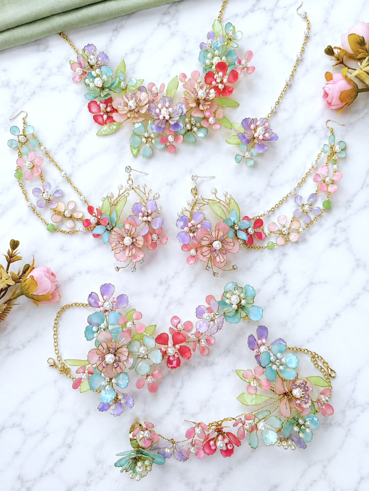 Veronica Resin Floral Jewellery Set