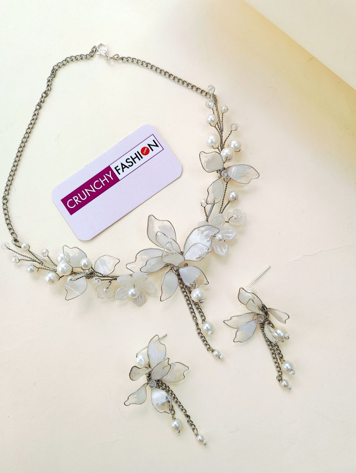 White floral resin jewellery set, lightweight haldi and bridal design
