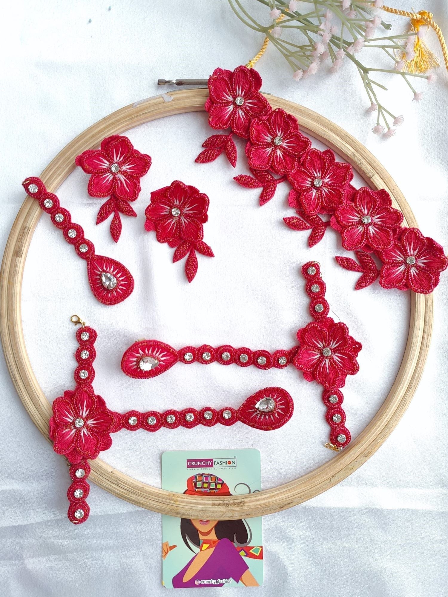 hot pink haldi jewellery set for women, necklace and earrings Set for Haldi Mehndi Baby Shower