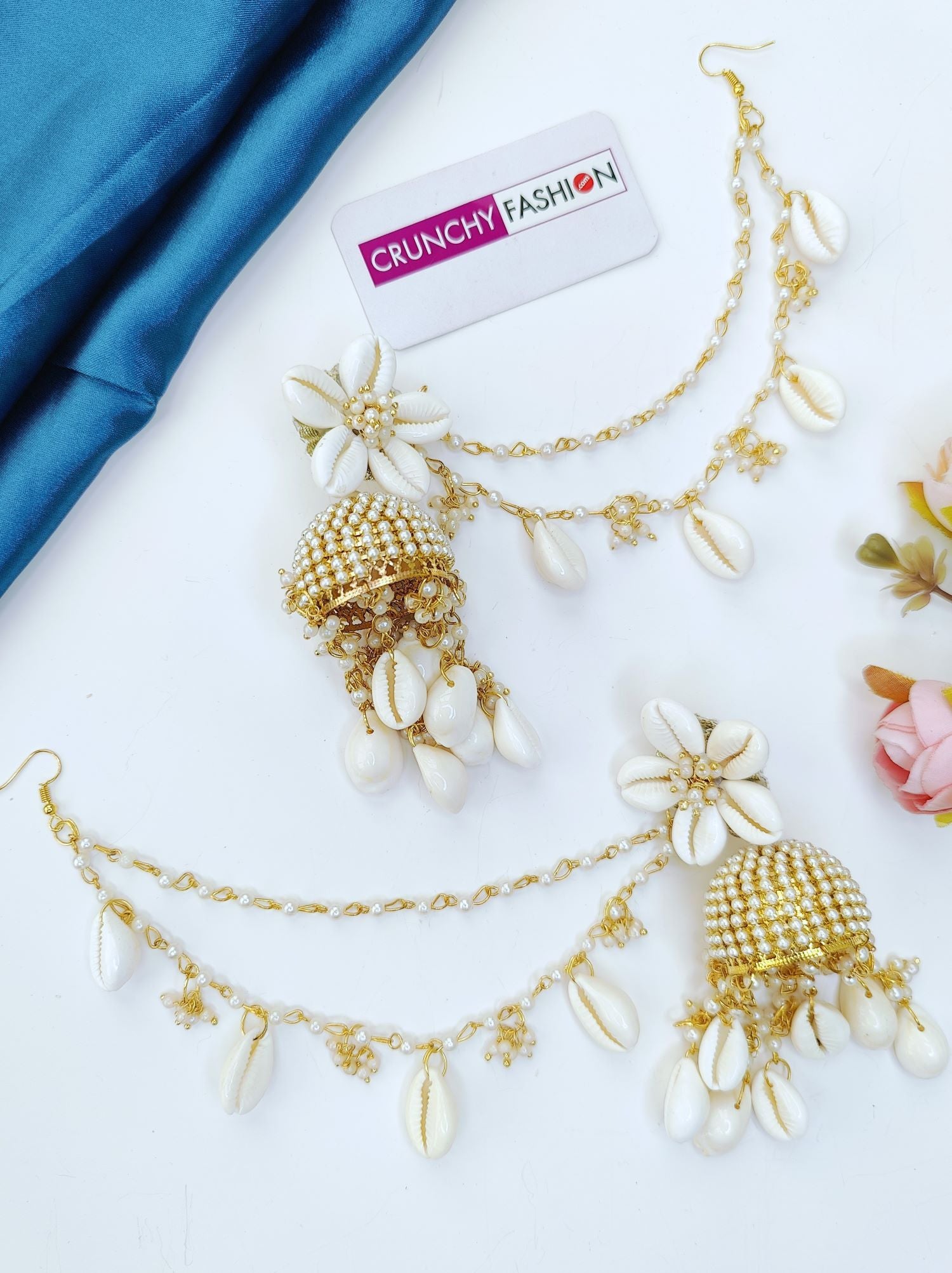 white seashell jewelry set with pink-white pearls for haldi mehndi