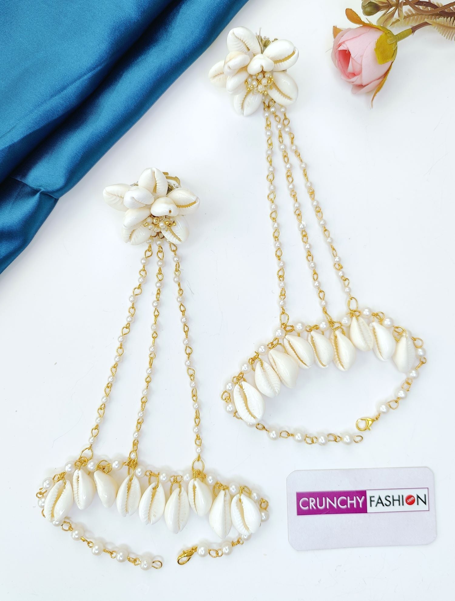 white seashell jewelry set with pink-white pearls for haldi mehndi