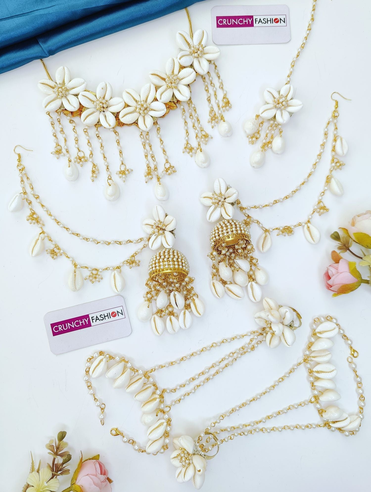 white seashell jewelry set with pink-white pearls for haldi mehndi