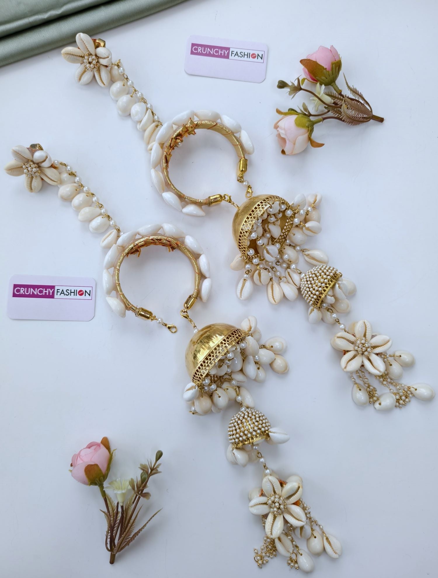 Roohi White Sea Shell Floral Set with Kaliras