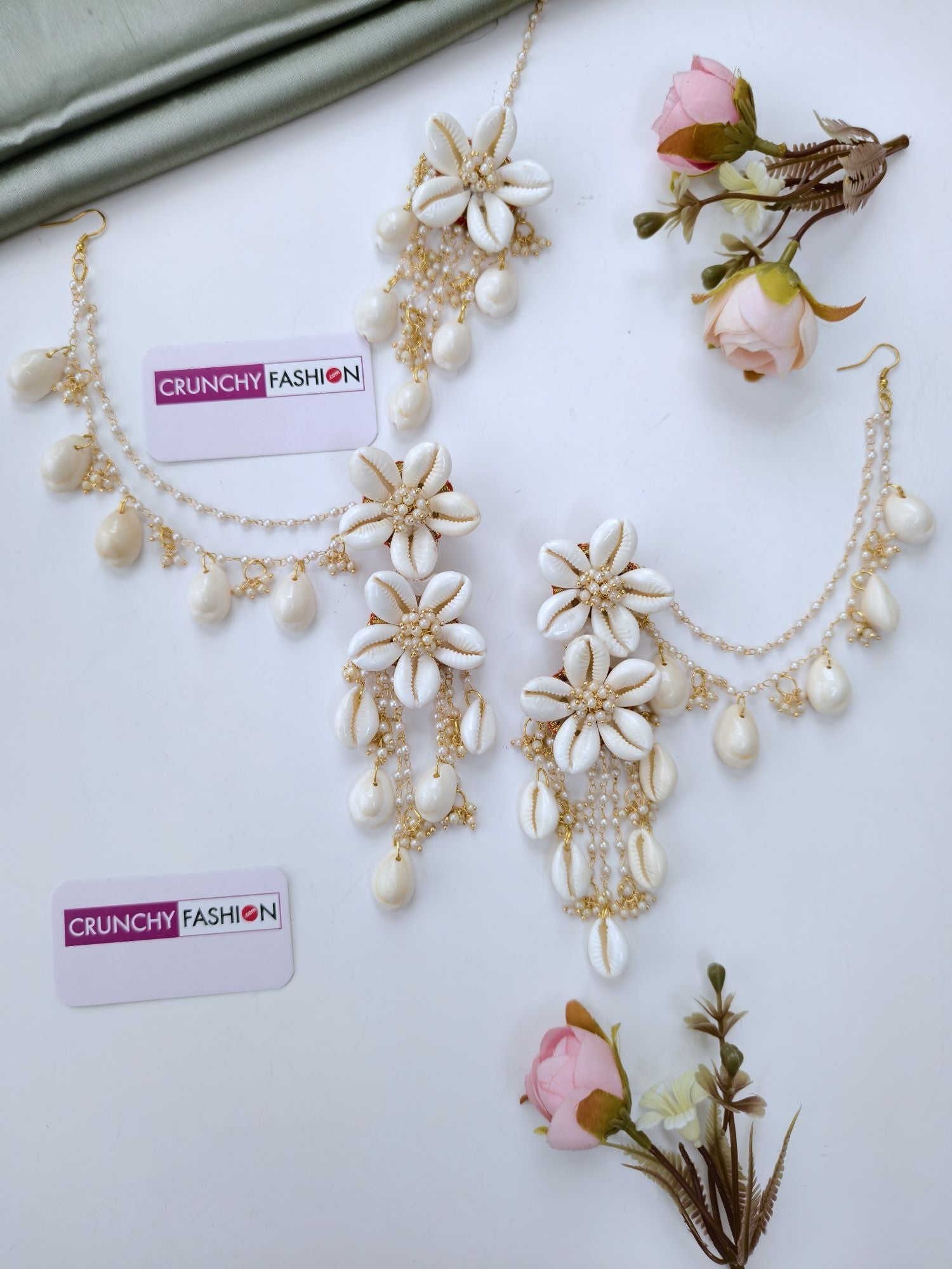 Roohi White Sea Shell Floral Set with Kaliras