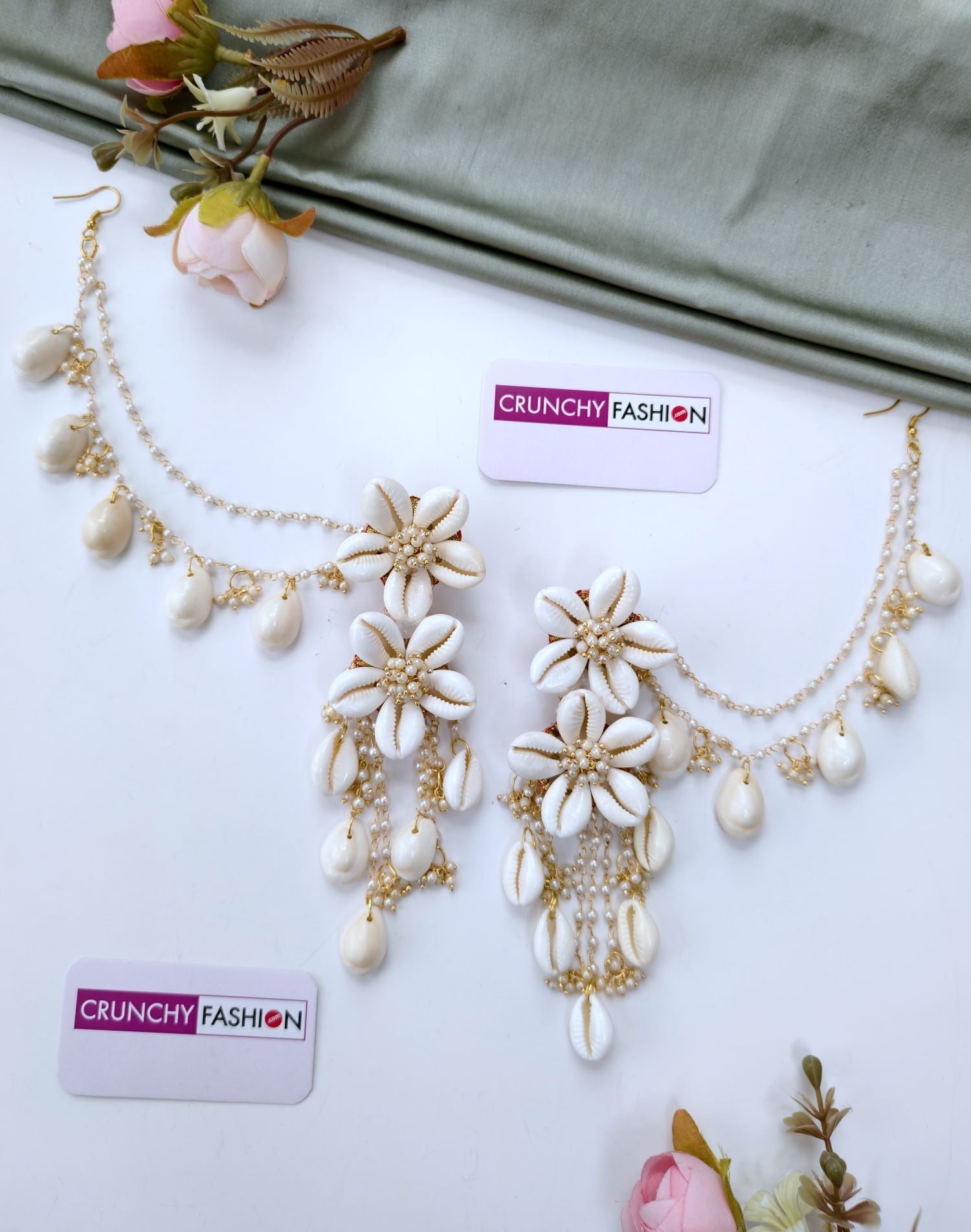 Roohi White Sea Shell Floral Set with Kaliras